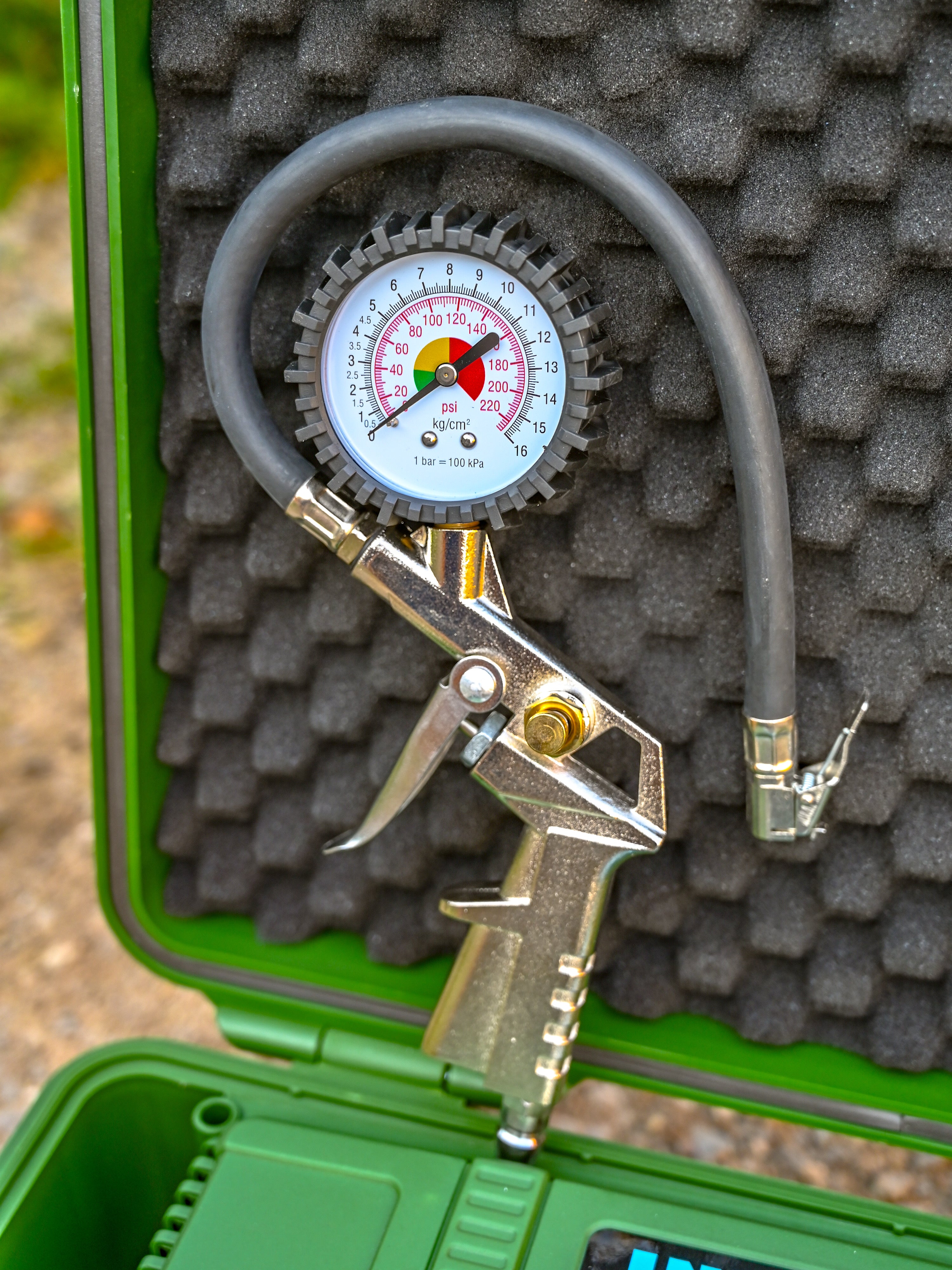The Air Compressor Hard Case - Offrotie Portable Compressor - 300 LPM Dual Cylinder 12V
