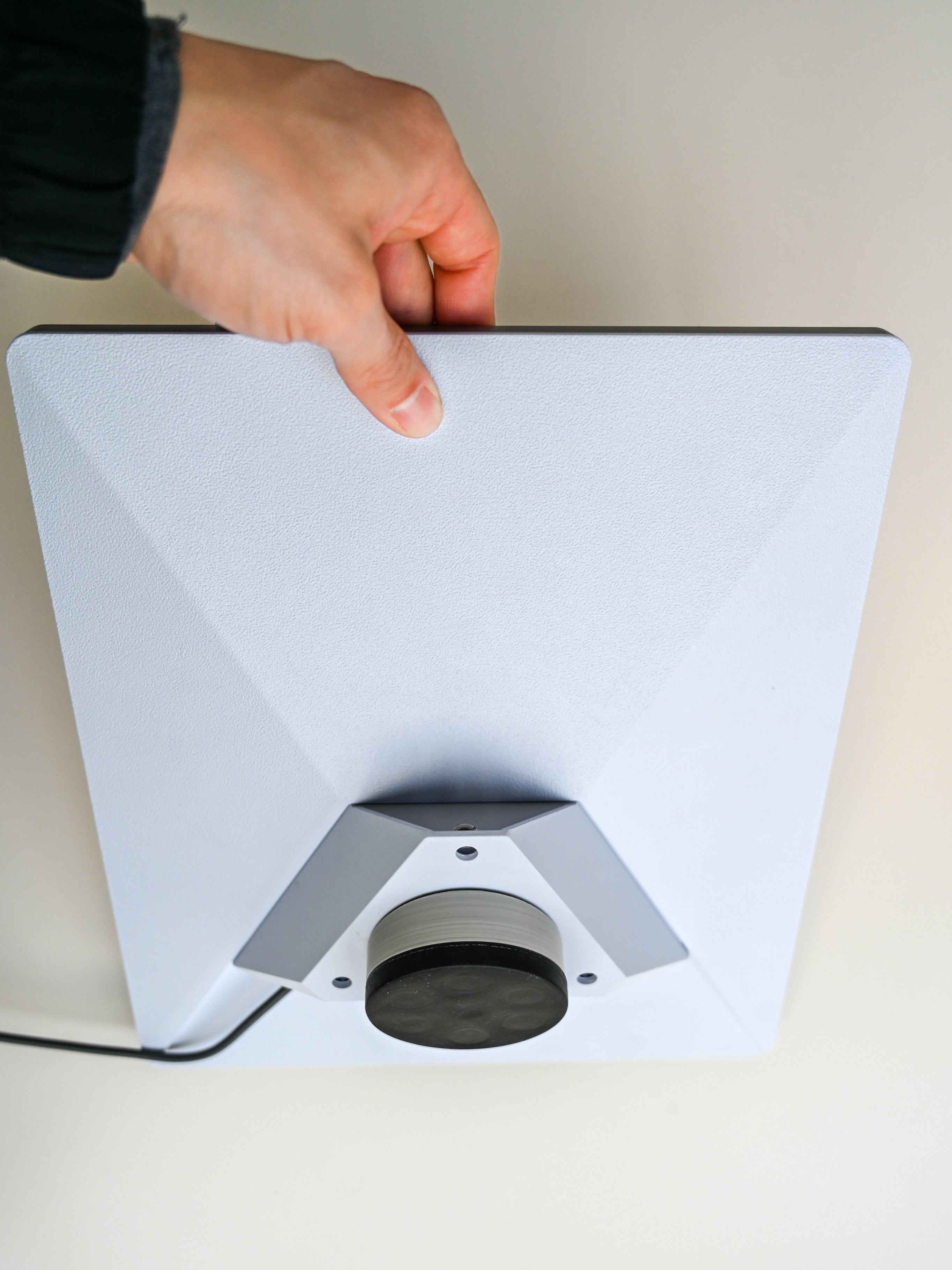 Der Starlink Mini Magnethalter – Offrotie 3D gedruckt – Tragbar für Vanlife