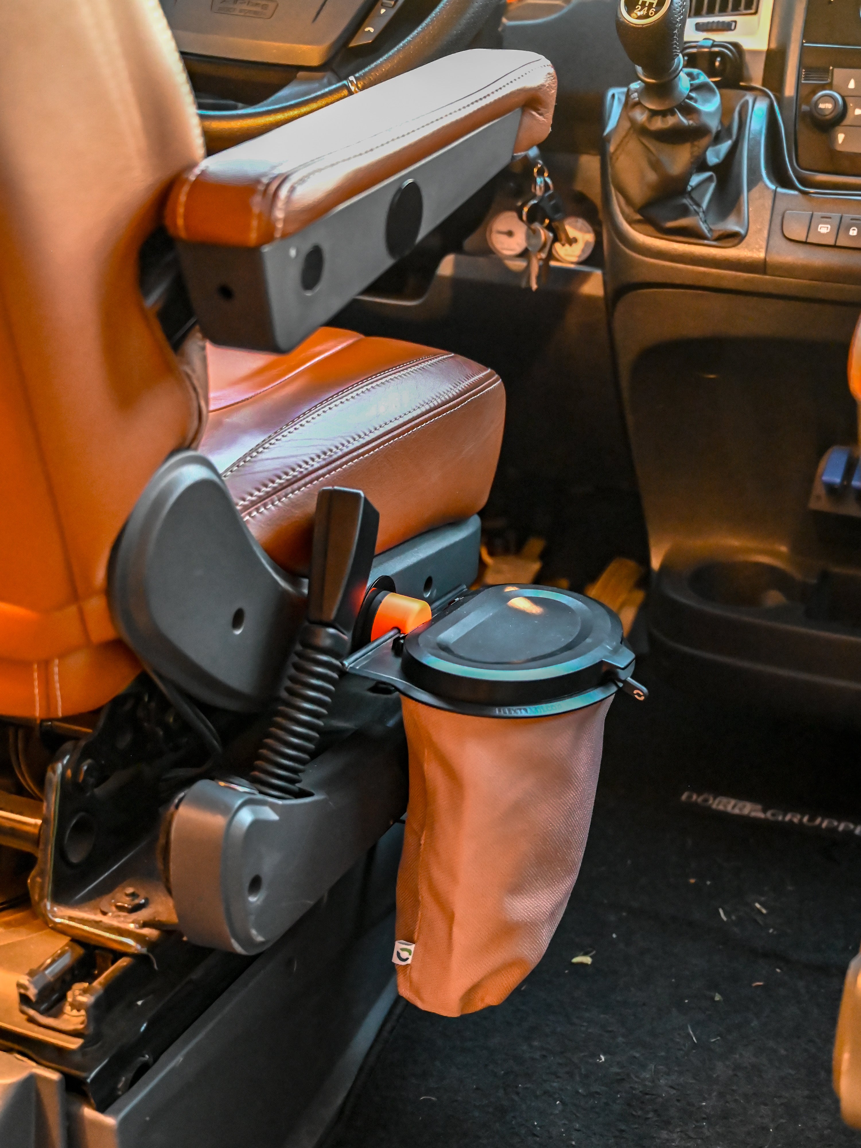 The Flextrash Magnetic Holder – Offrotie 3D Printed – Portable for Vanlife