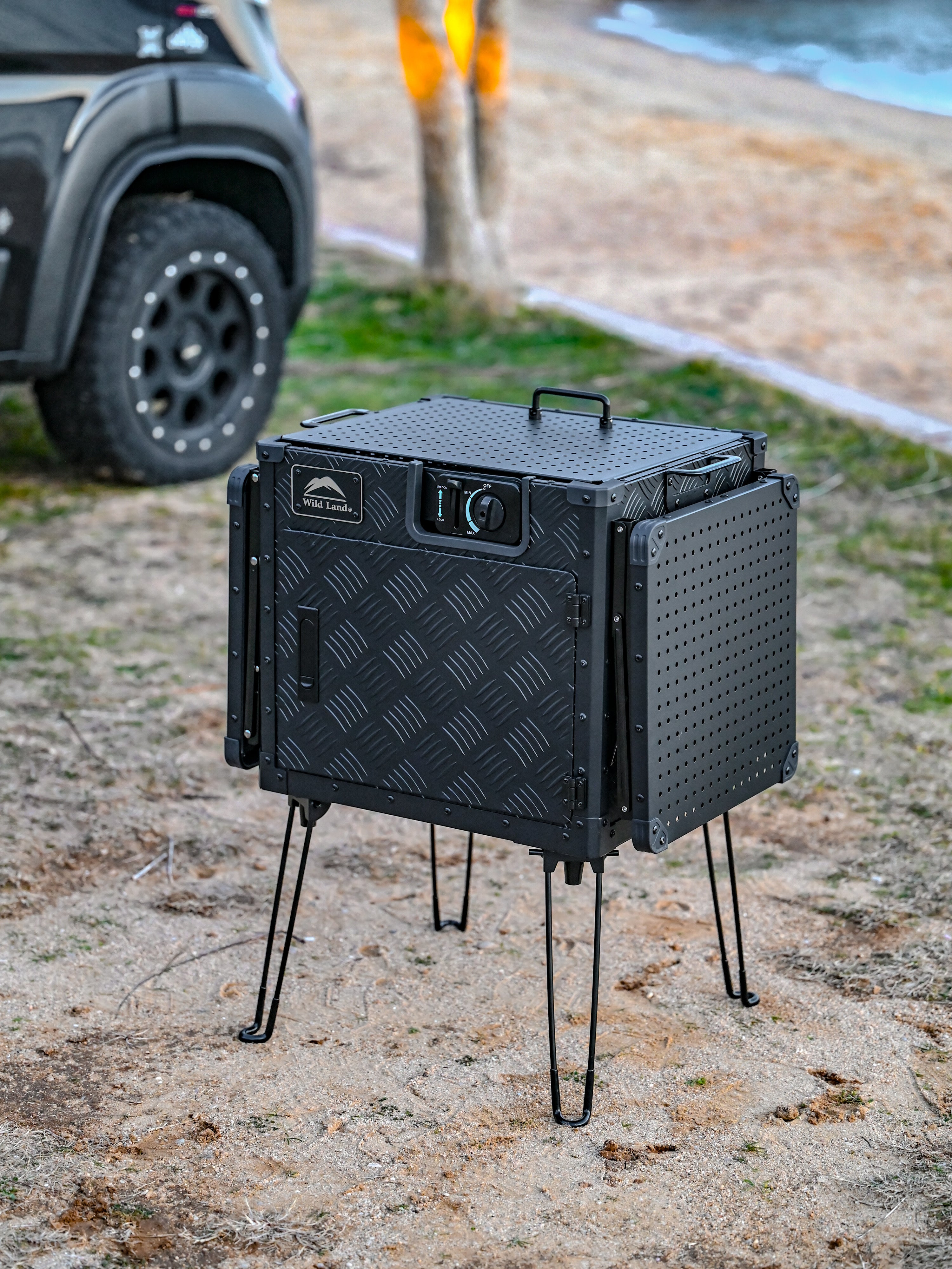 The Kitchen Cube - Offrotie Portable Outdoor Kitchen - Vanlife and Overlander