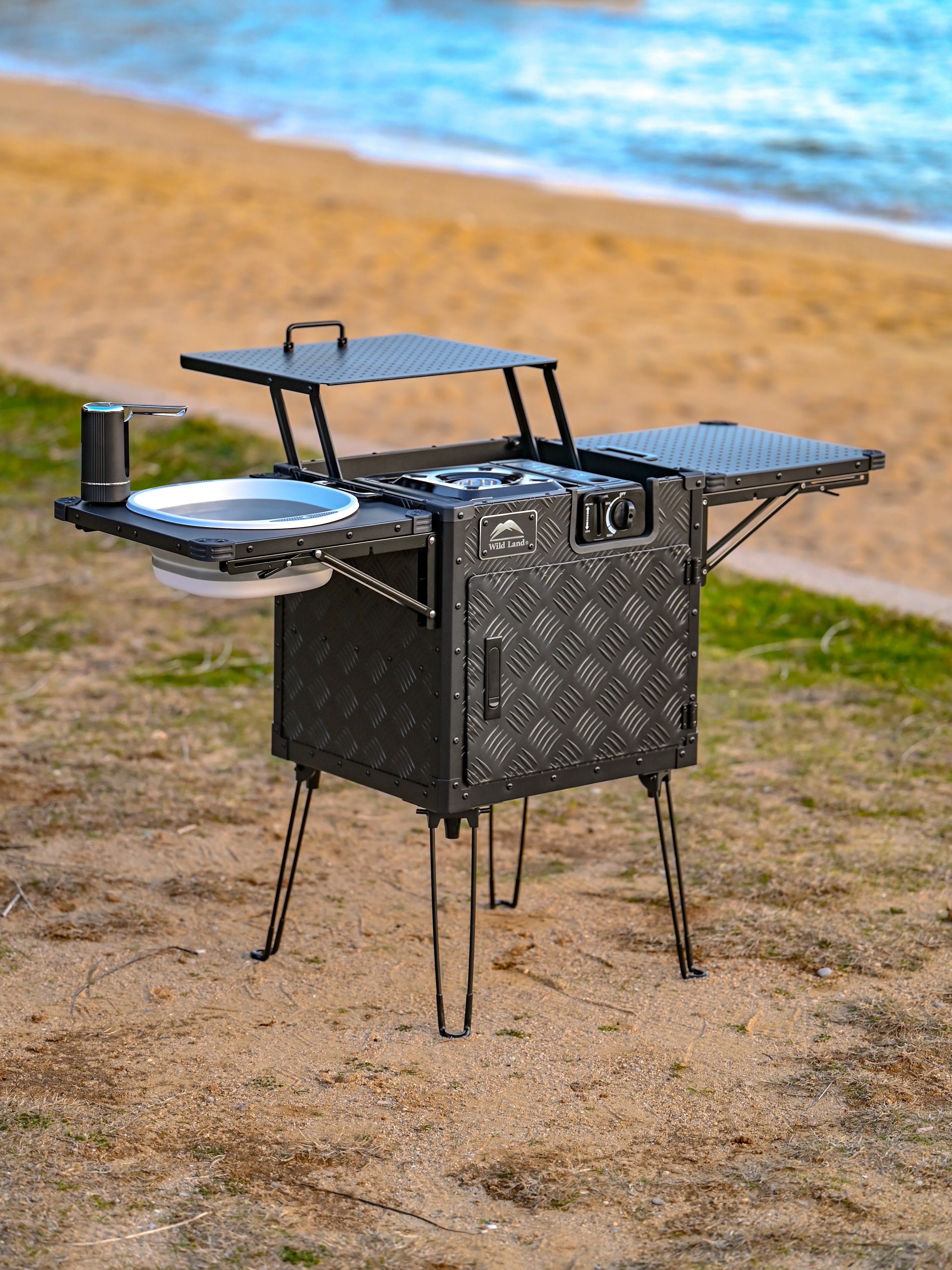 The Kitchen Cube - Offrotie Portable Outdoor Kitchen - Vanlife and Overlander