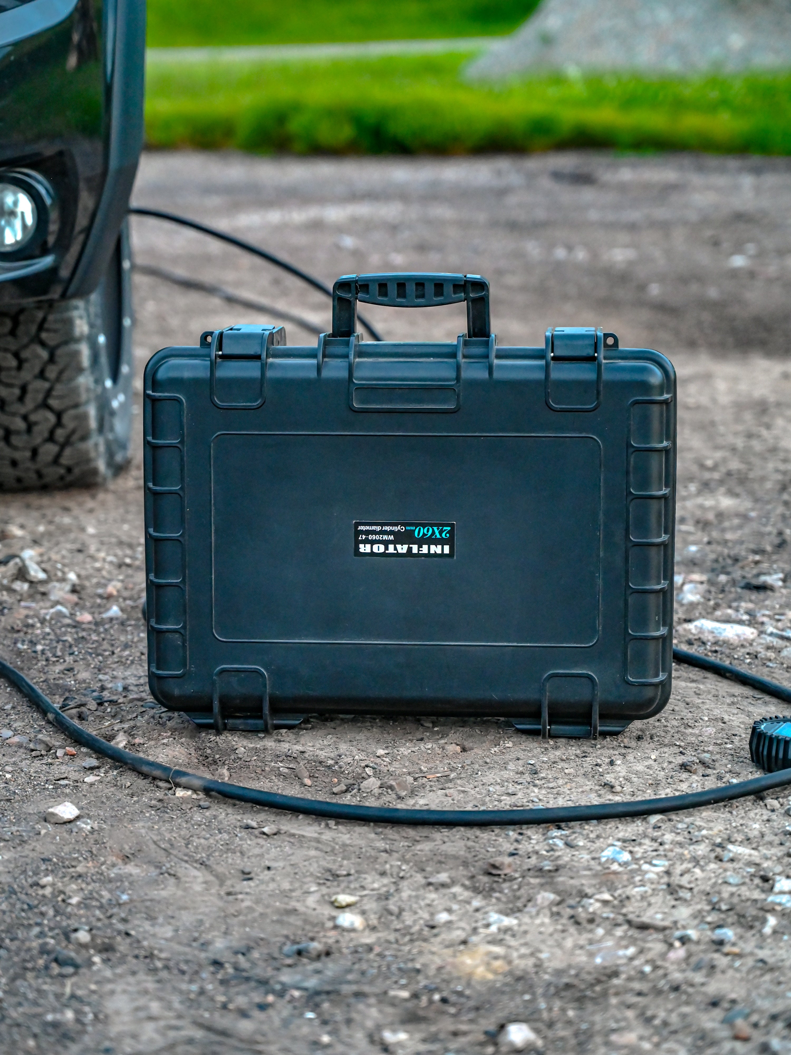 The Air Compressor Hard Case - Offrotie Portable Compressor - 300 LPM Dual Cylinder 12V