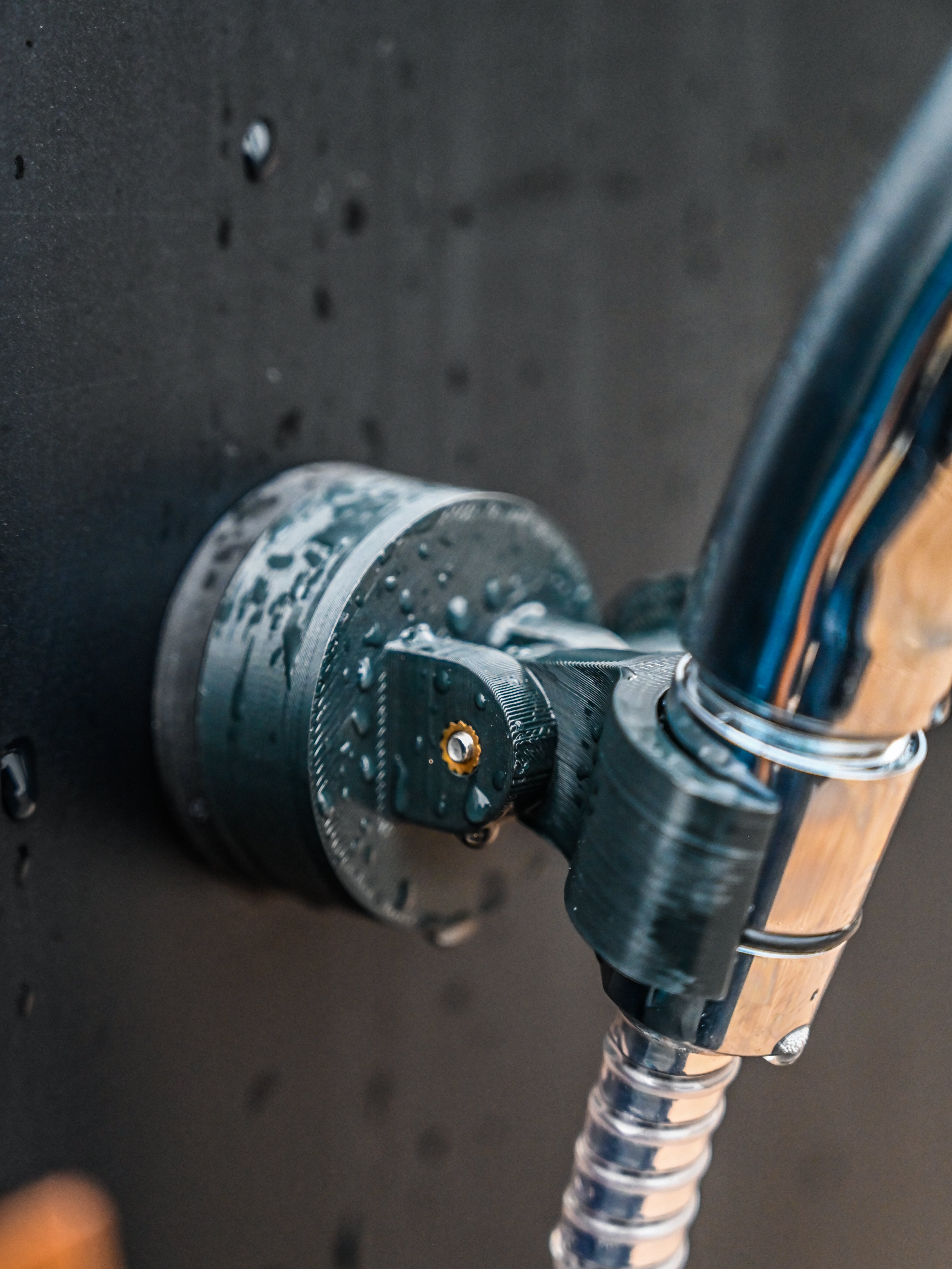 The Shower Holder Magnetic - Offrotie 3D Printed - Portable for Vanlife