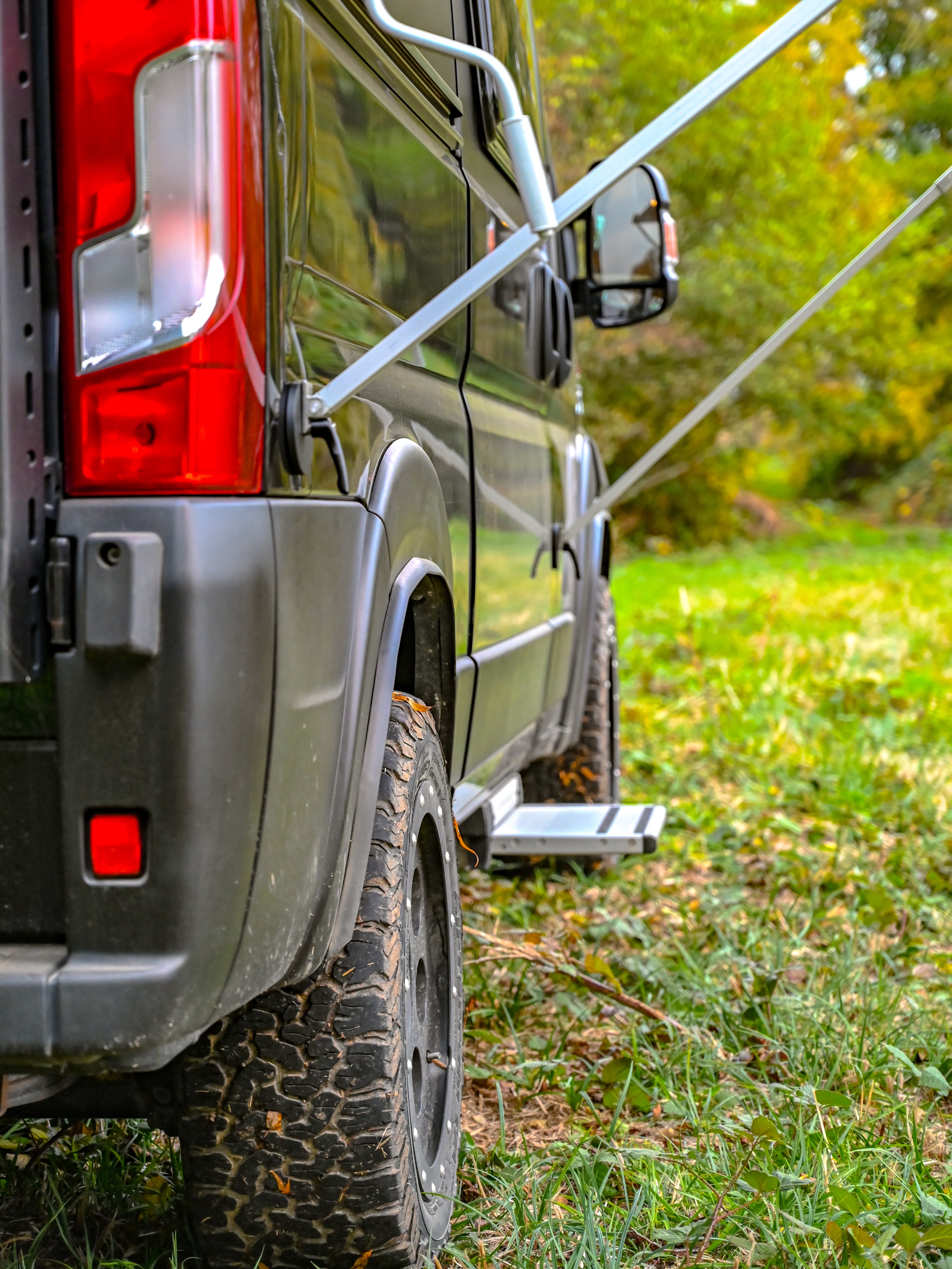 The Awning Legs Magnetic Holder – Offrotie – For all Van Awnings