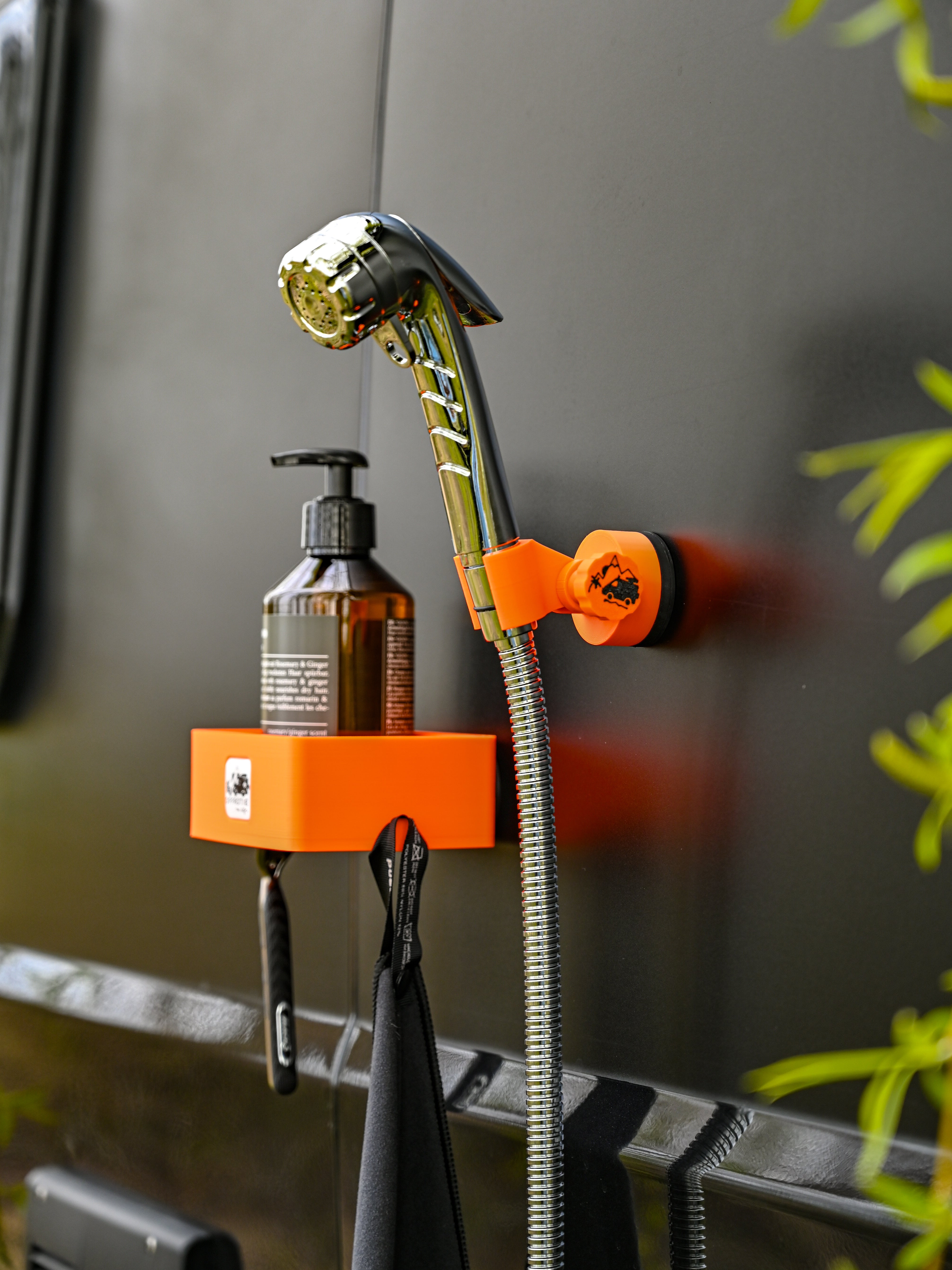 Kit supporto e cestino per doccia magnetico stampato in 3D Offrotie - Portatile per Vanlife