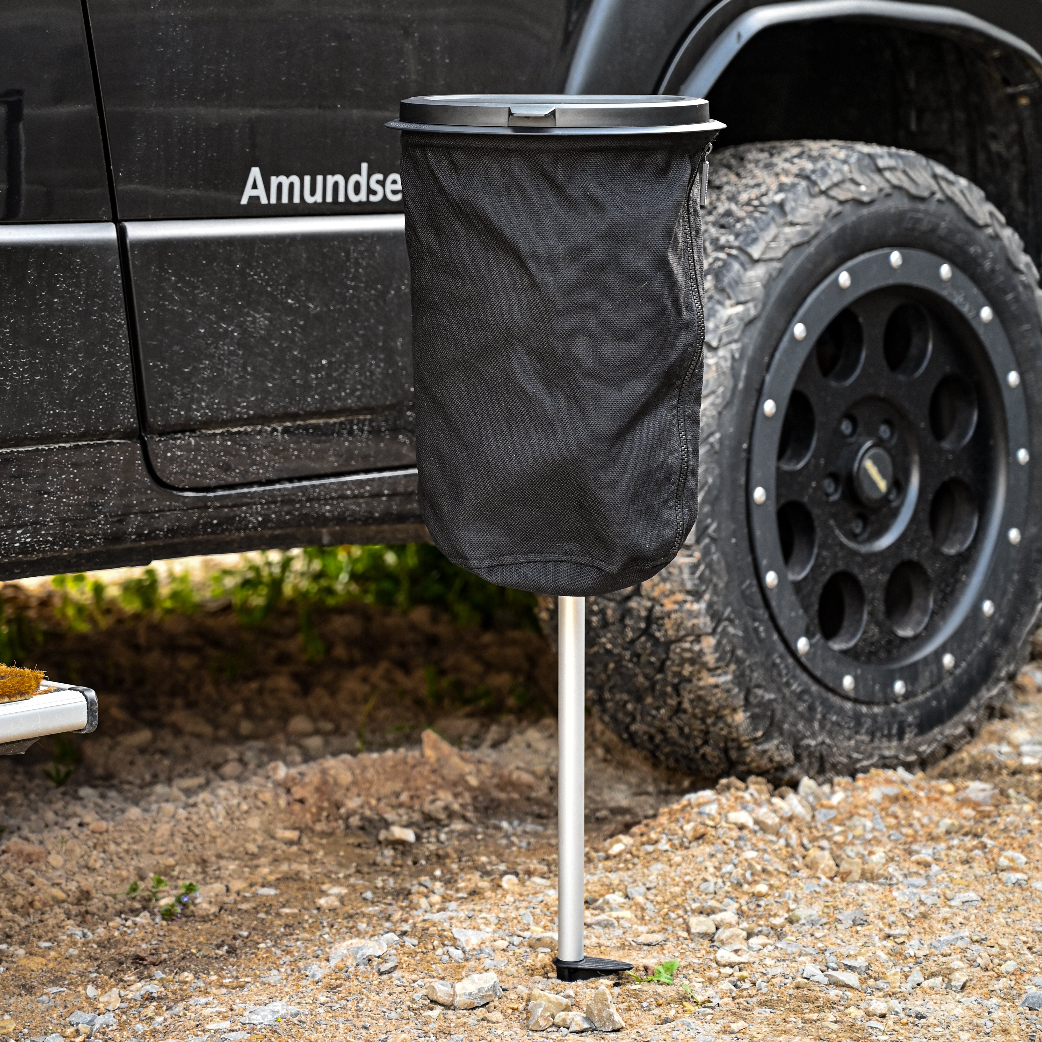 Flextrash Campstick: portátil para la vida en furgoneta