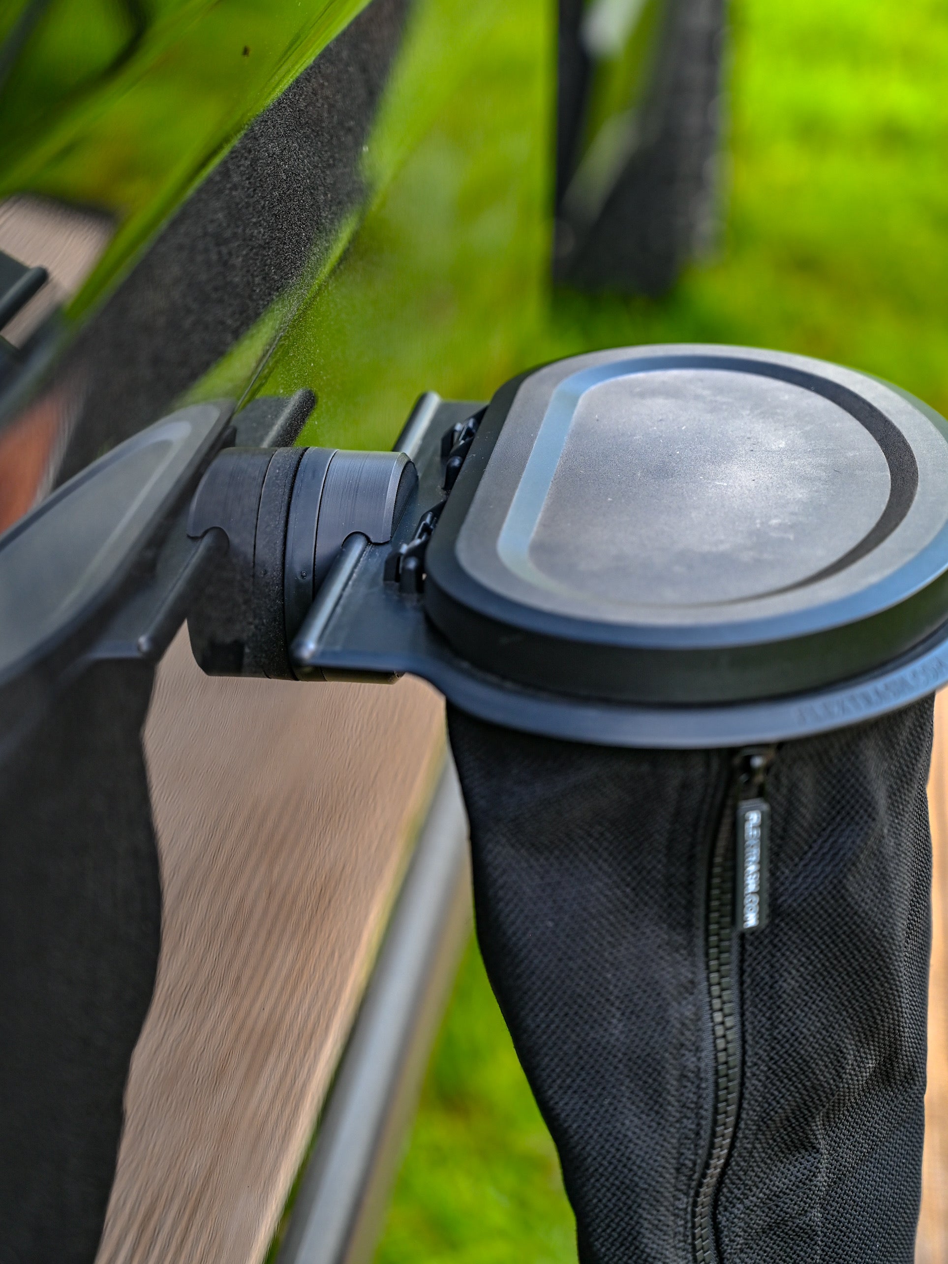 The Flextrash Magnetic Holder – Offrotie 3D Printed – Portable for Vanlife