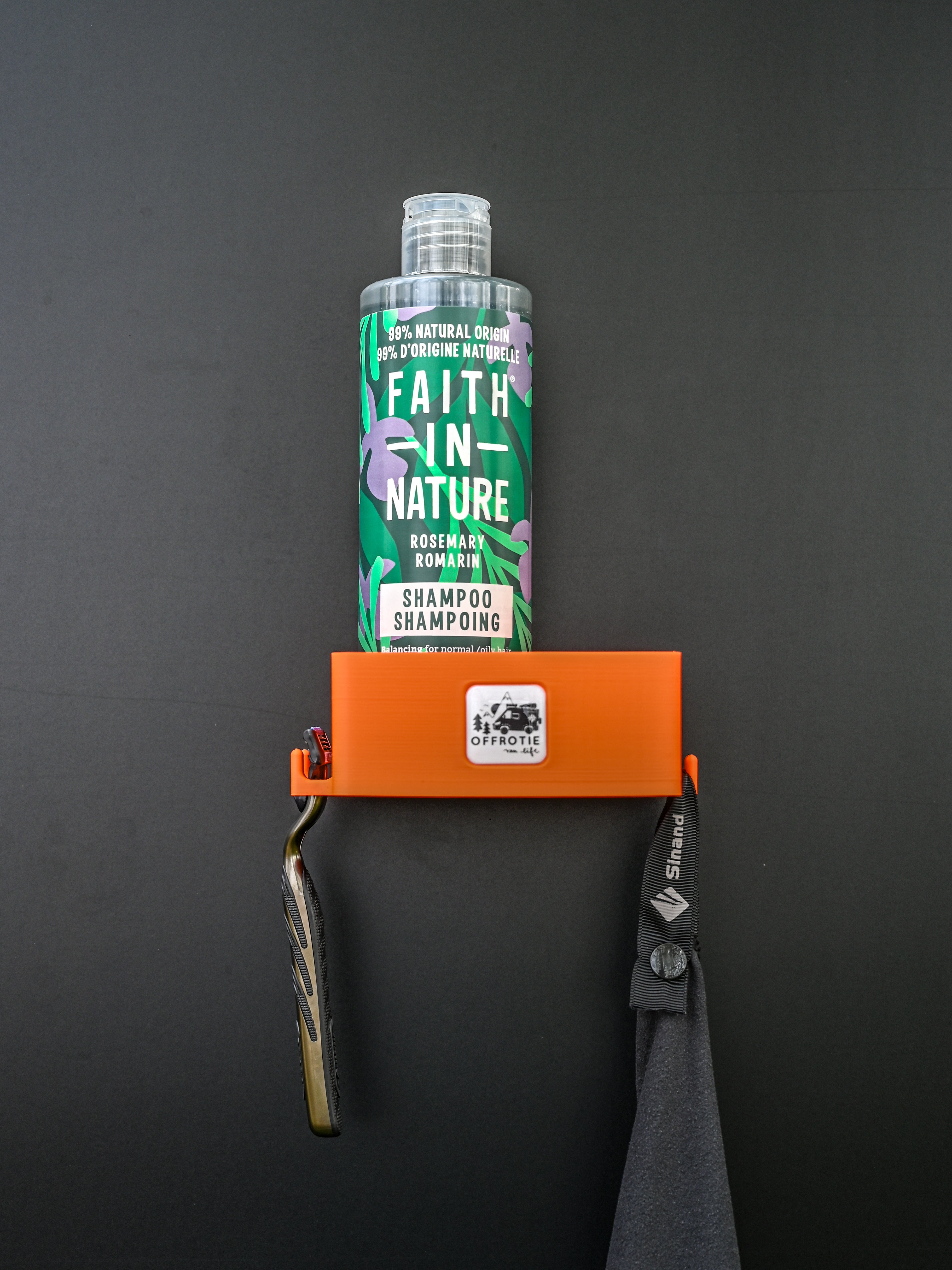 The Basket – Panier de douche magnétique – Offrotie imprimé en 3D – Portable pour Vanlife