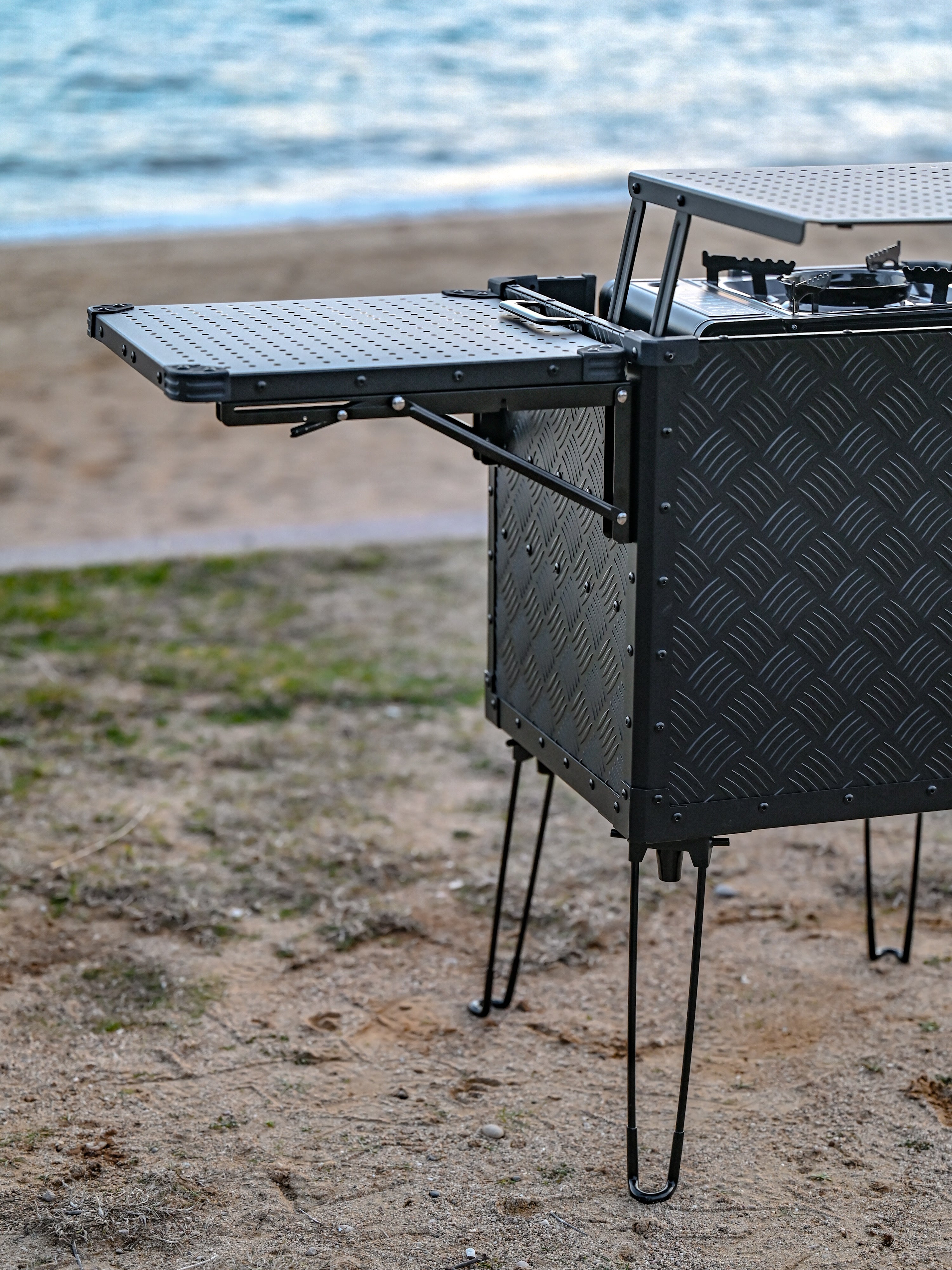 The Kitchen Cube - Offrotie Portable Outdoor Kitchen - Vanlife and Overlander