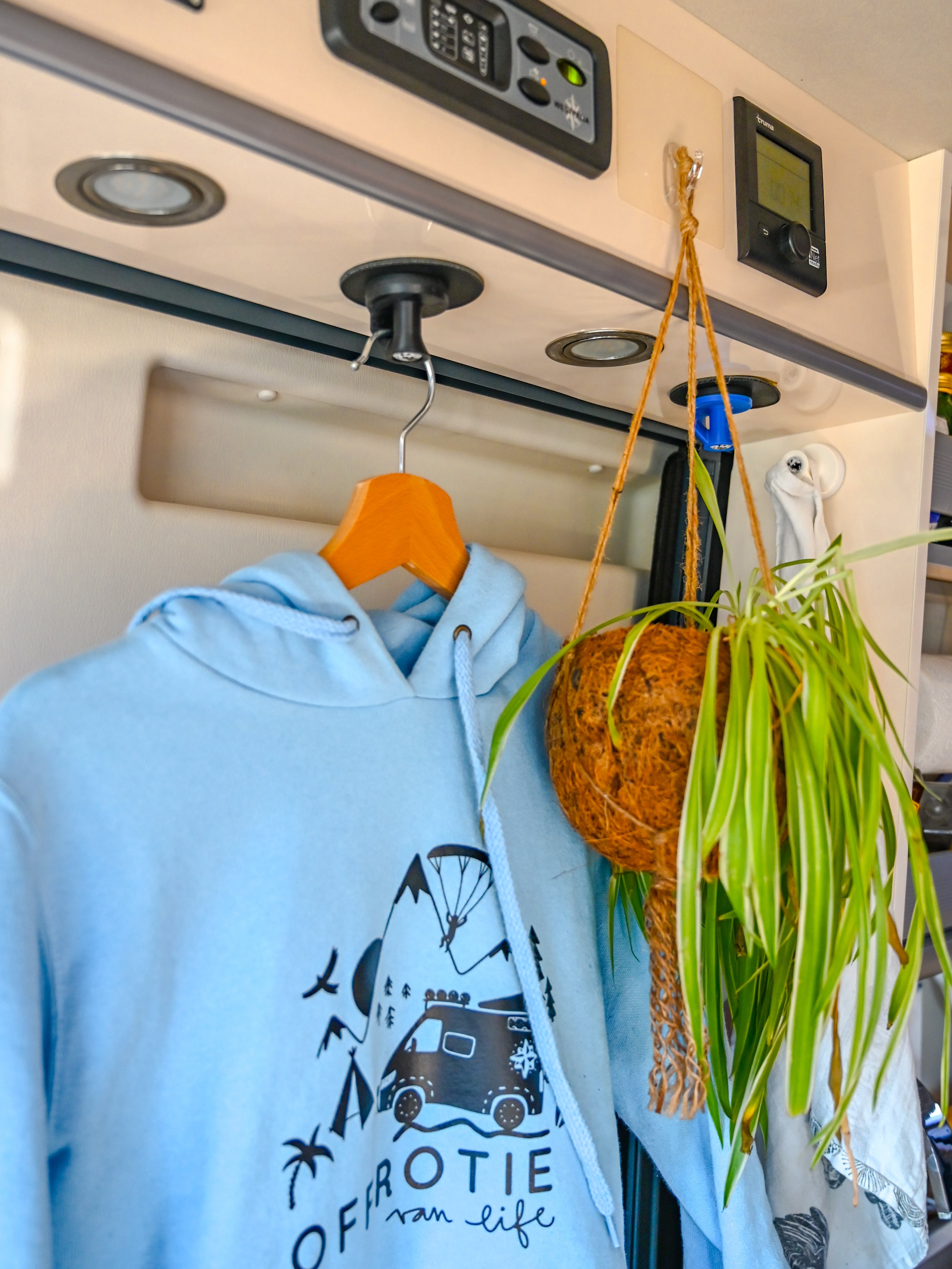 The Espresso Hook – Offrotie 3D Printed Magnetic Hook – Portable for Vanlife