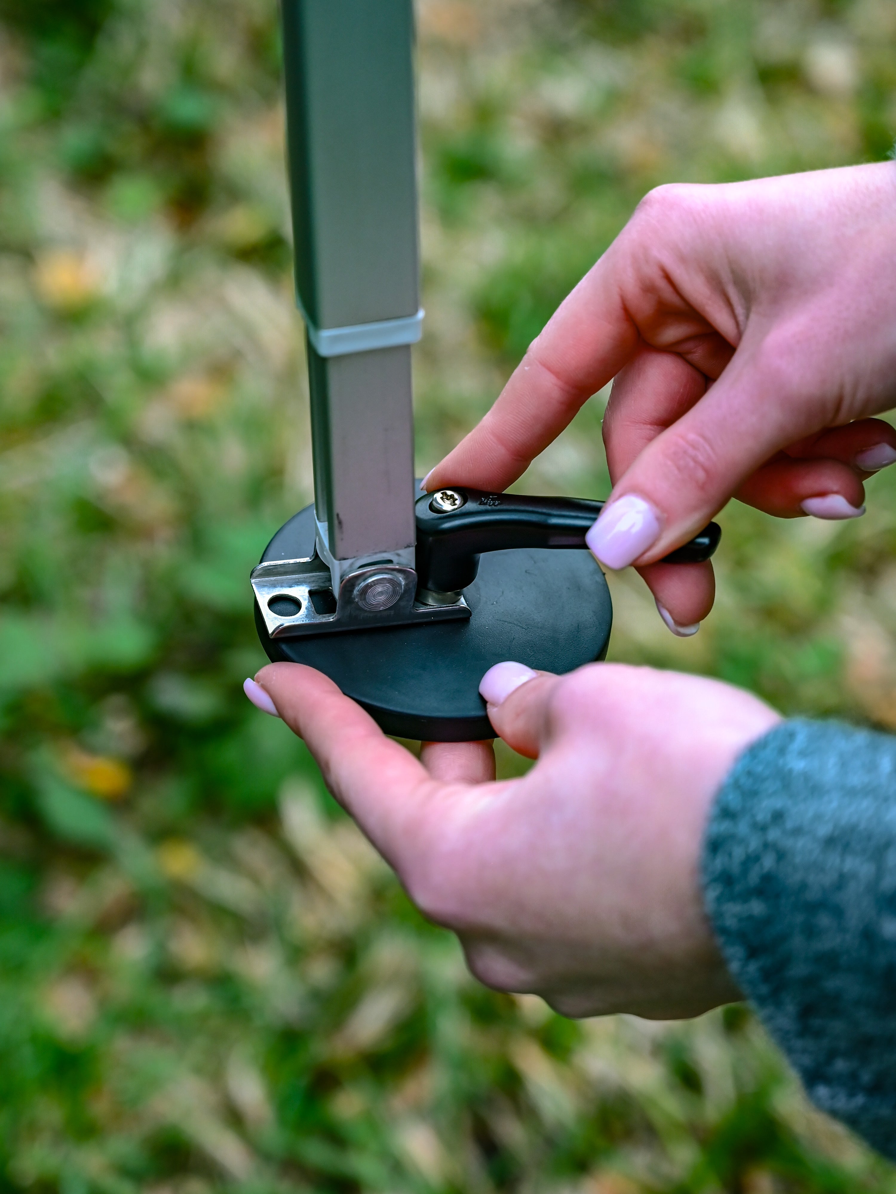 Supporto magnetico per gambe tenda da sole – Offrotie – Per tutte le tende da sole per furgoni
