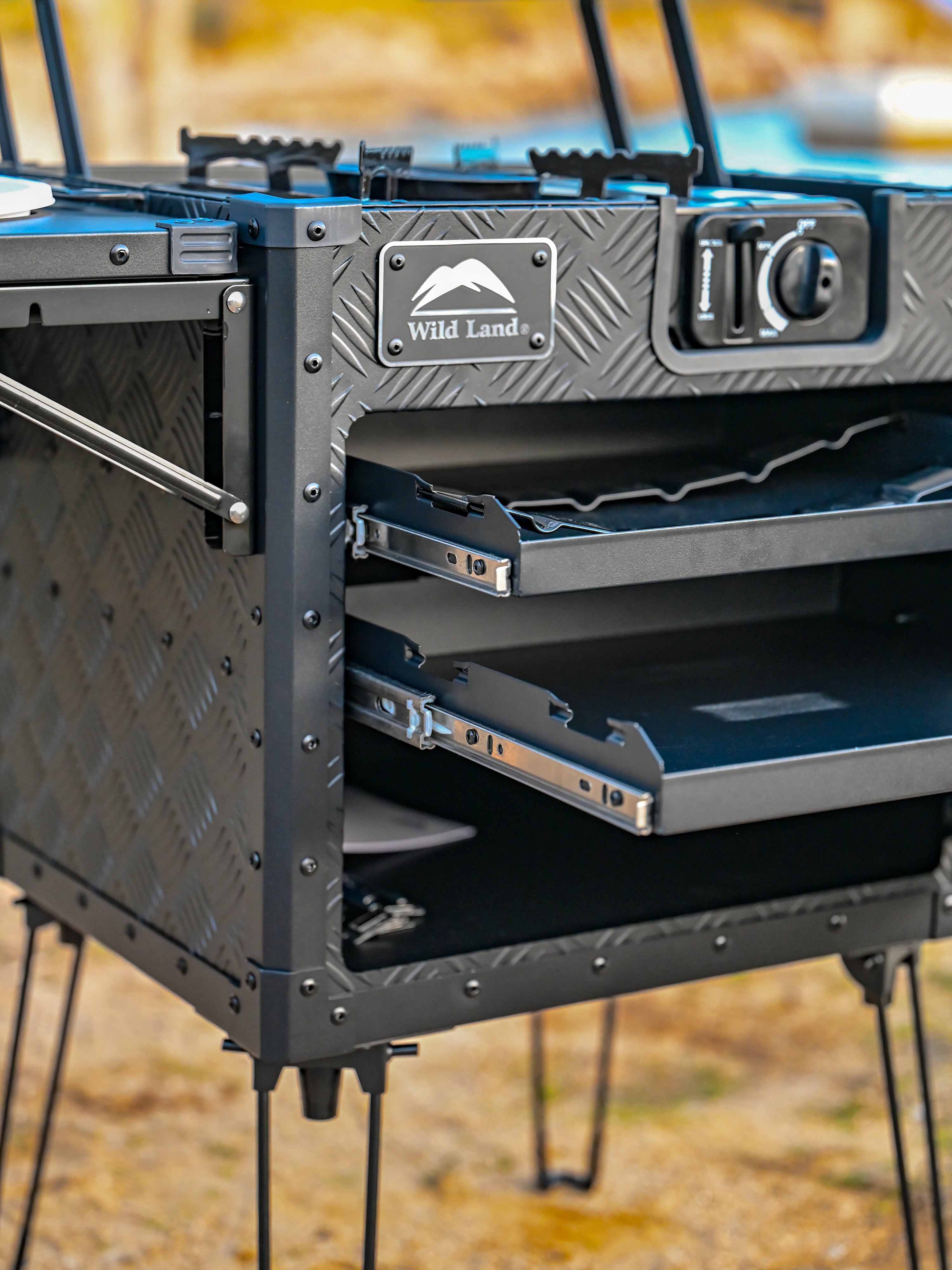 The Kitchen Cube - Offrotie Portable Outdoor Kitchen - Vanlife and Overlander
