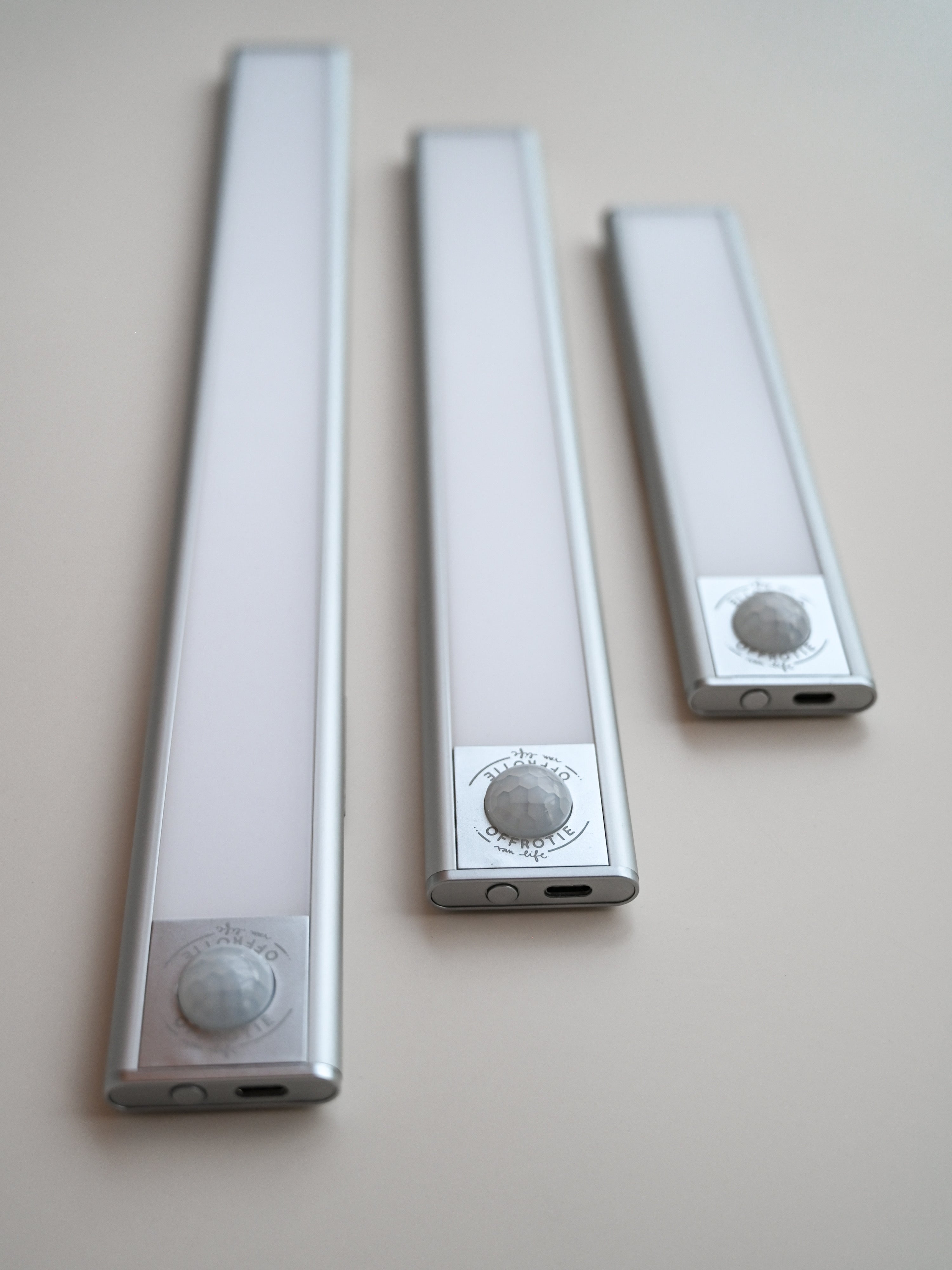The LED Strip Magnetic - Offrotie Lamp for Cabinets Kitchen Bath - 3 Sizes | Motion Sensor | 3 Color Temperatures