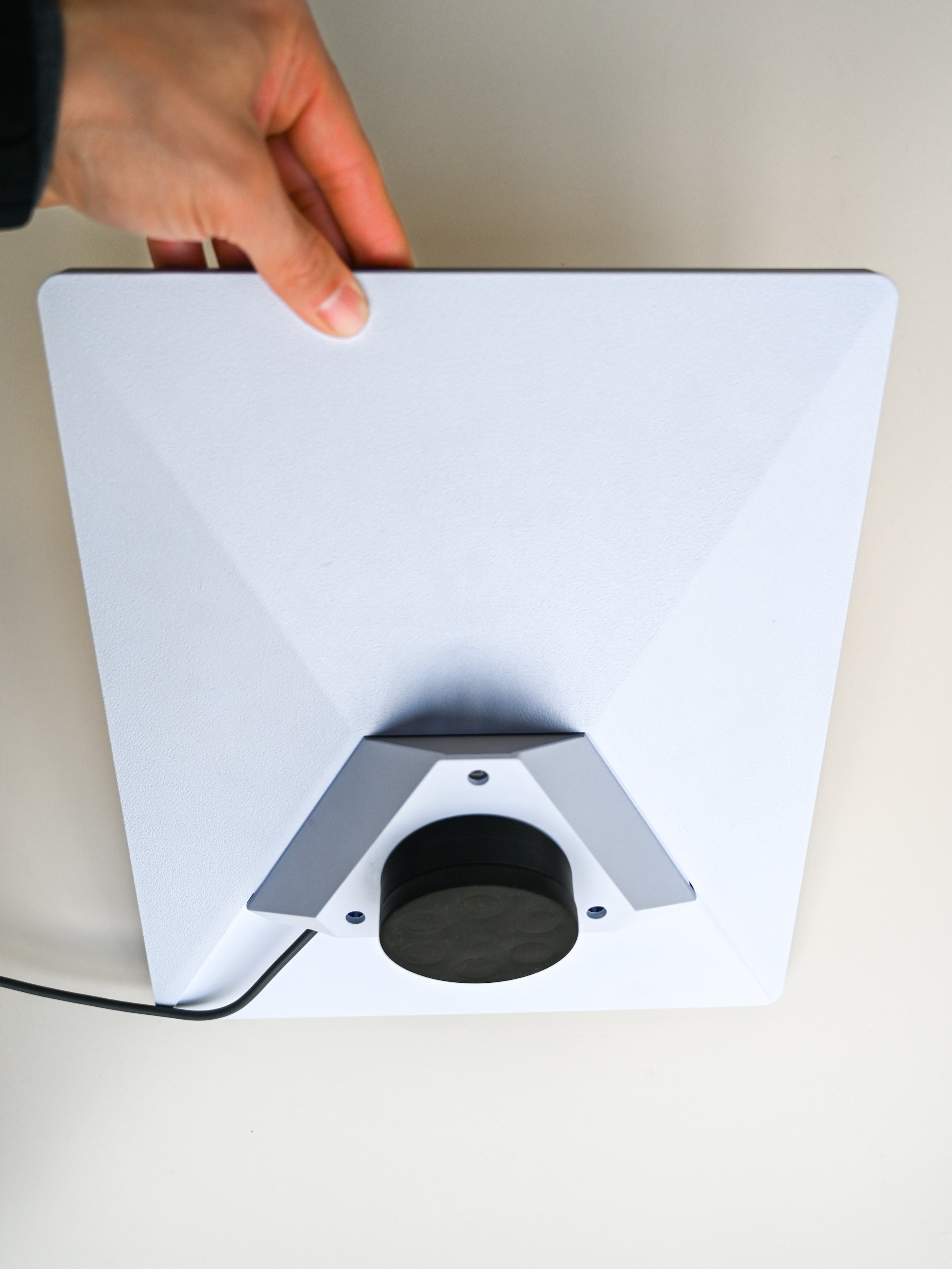 Der Starlink Mini Magnethalter – Offrotie 3D gedruckt – Tragbar für Vanlife