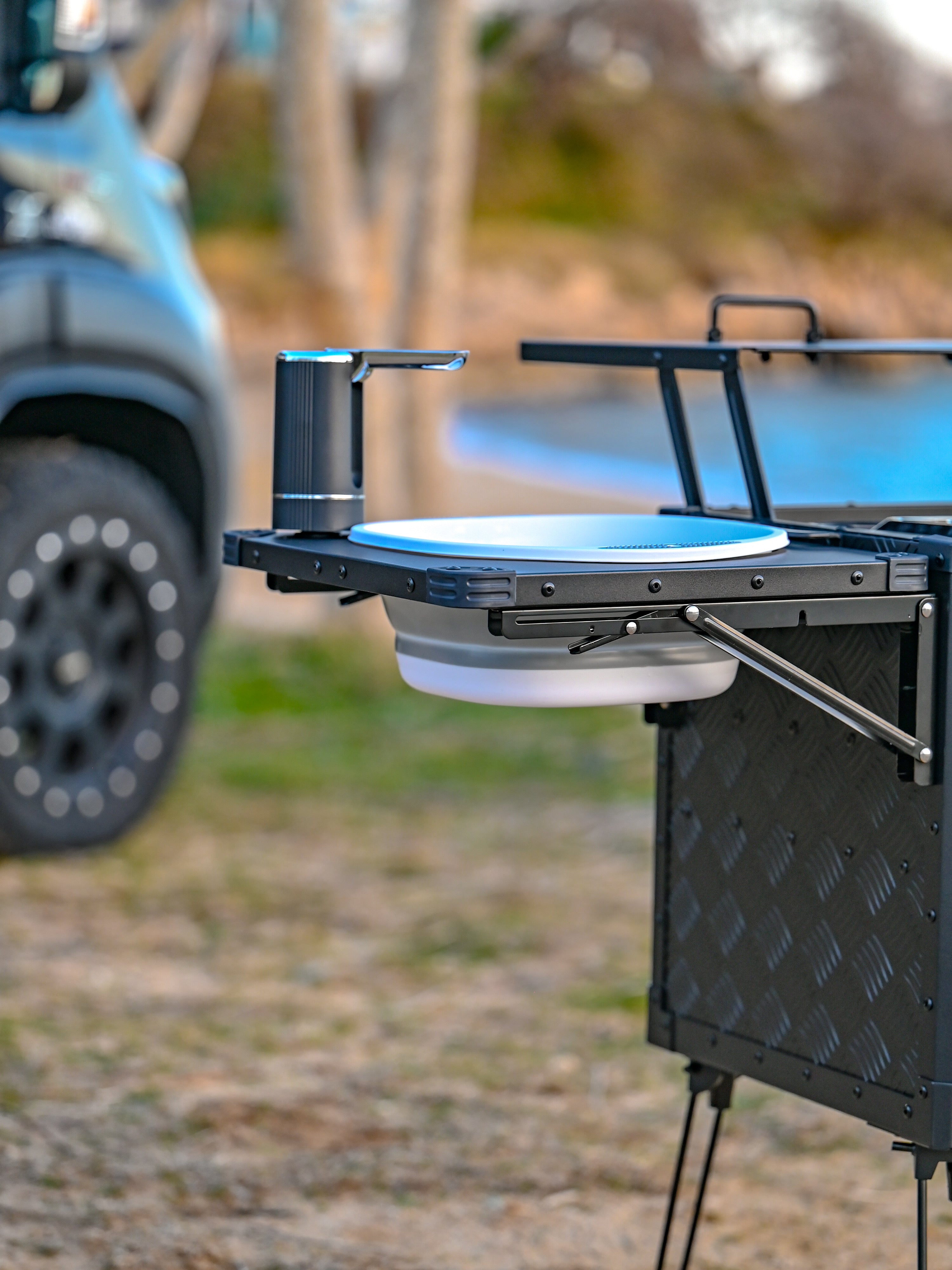 The Kitchen Cube - Offrotie Portable Outdoor Kitchen - Vanlife and Overlander