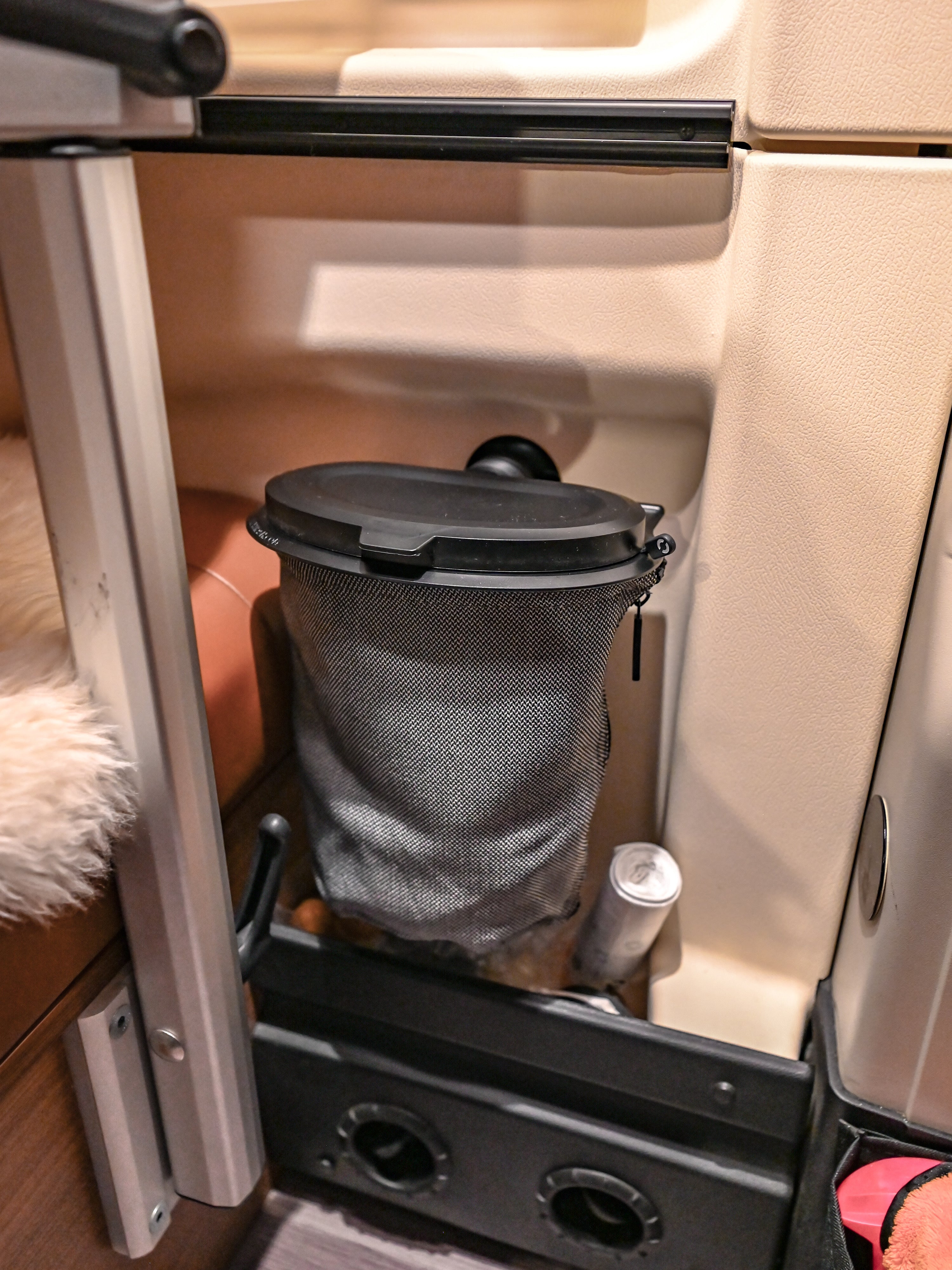 The Flextrash Magnetic Holder – Offrotie 3D Printed – Portable for Vanlife