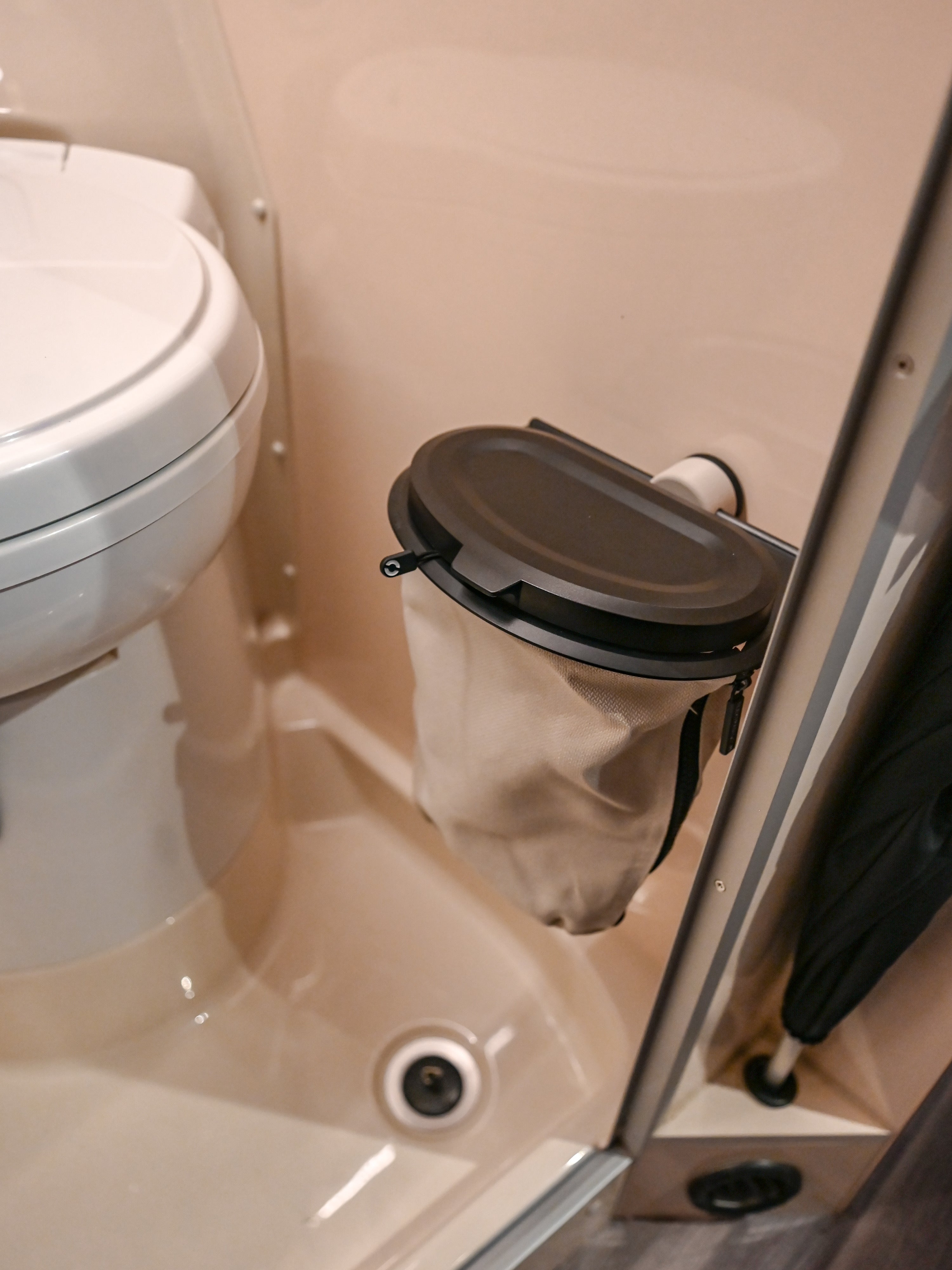 The Flextrash Magnetic Holder – Offrotie 3D Printed – Portable for Vanlife