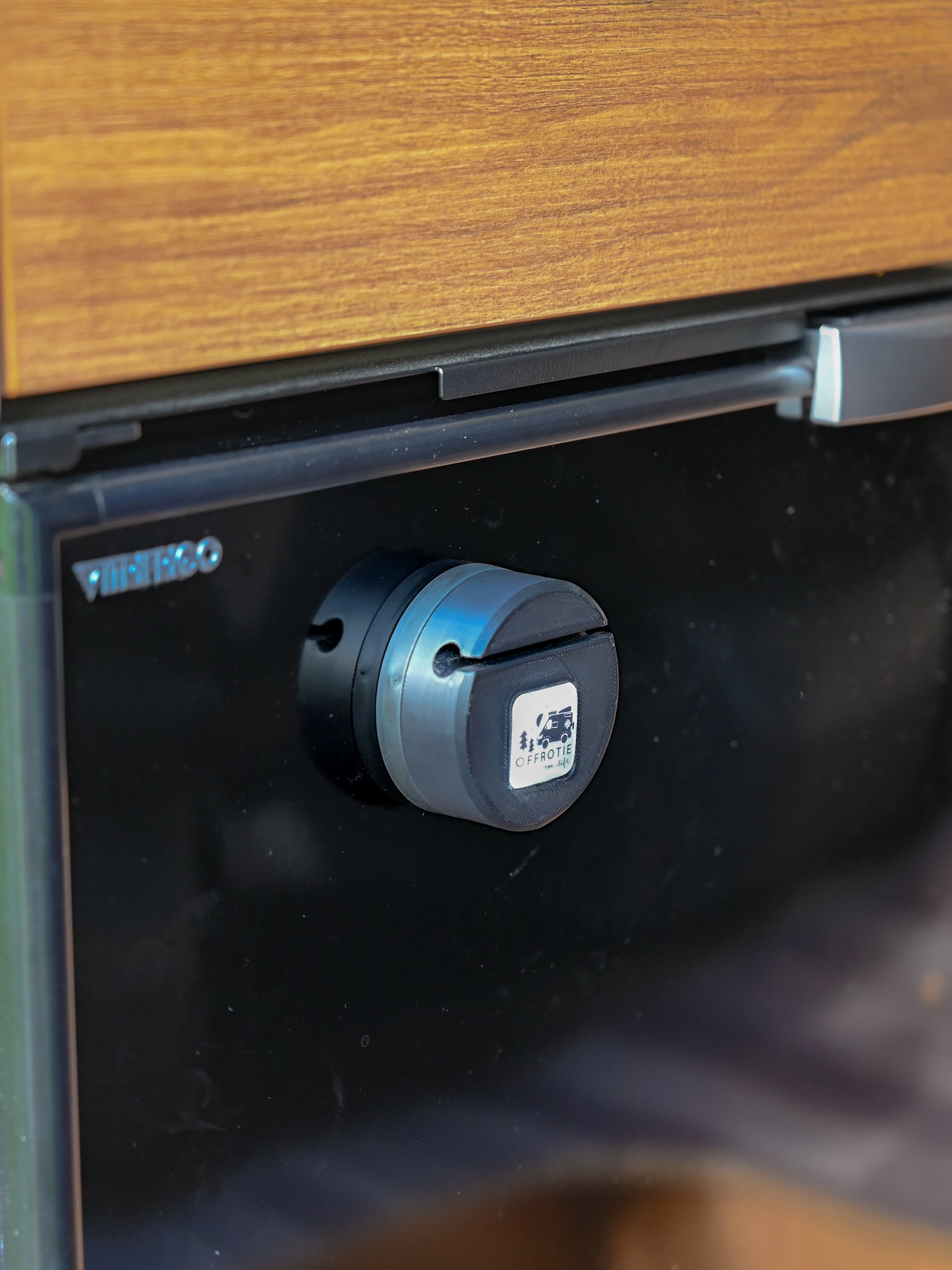 The Flextrash Magnetic Holder – Offrotie 3D Printed – Portable for Vanlife
