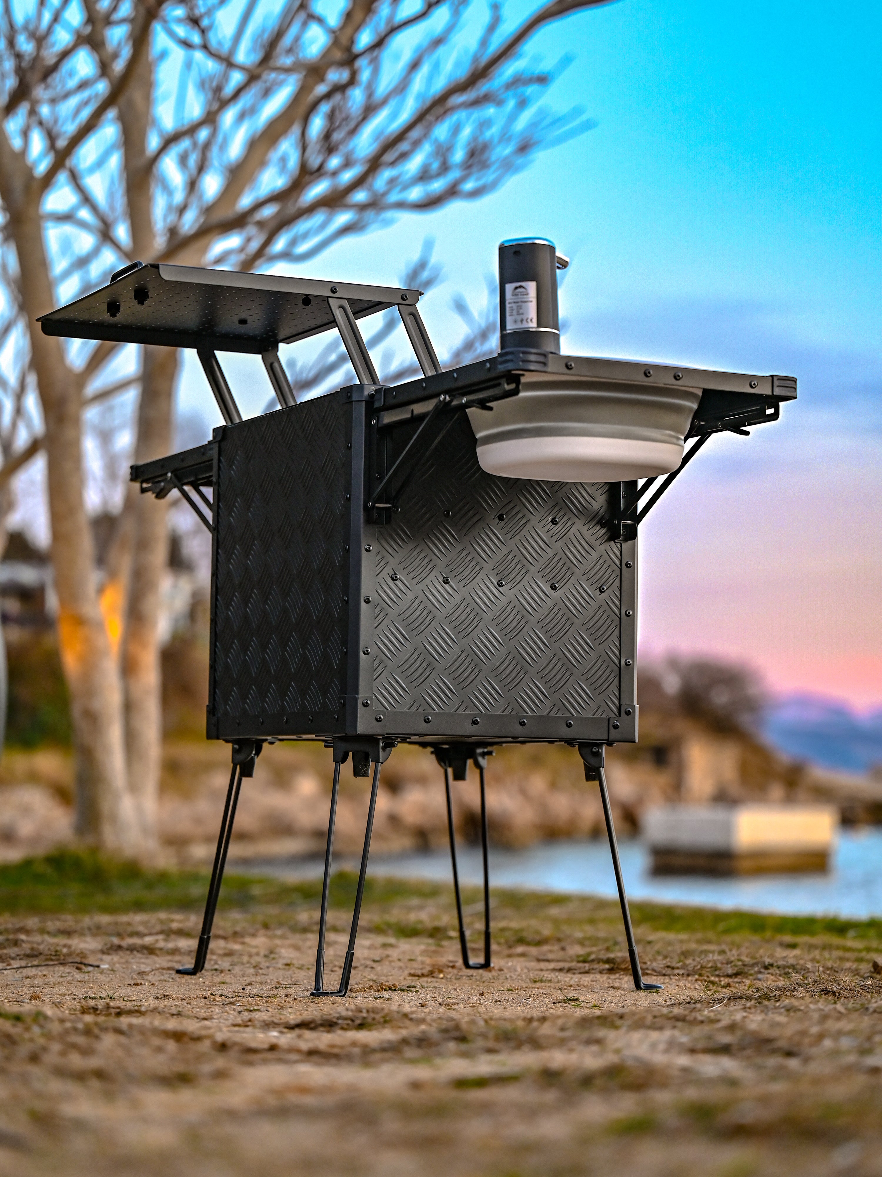 The Kitchen Cube - Offrotie Portable Outdoor Kitchen - Vanlife and Overlander