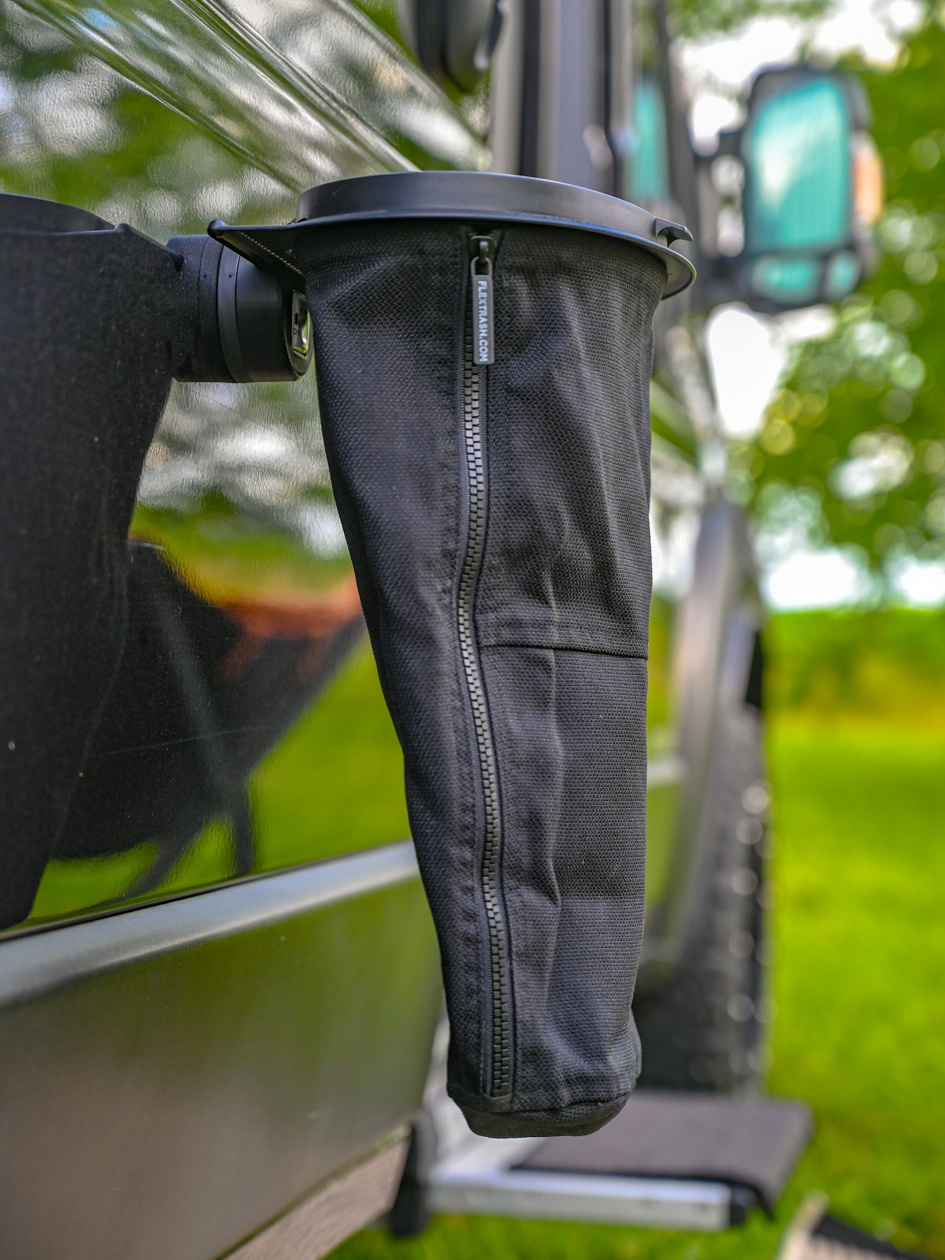 The Flextrash Magnetic Holder – Offrotie 3D Printed – Portable for Vanlife