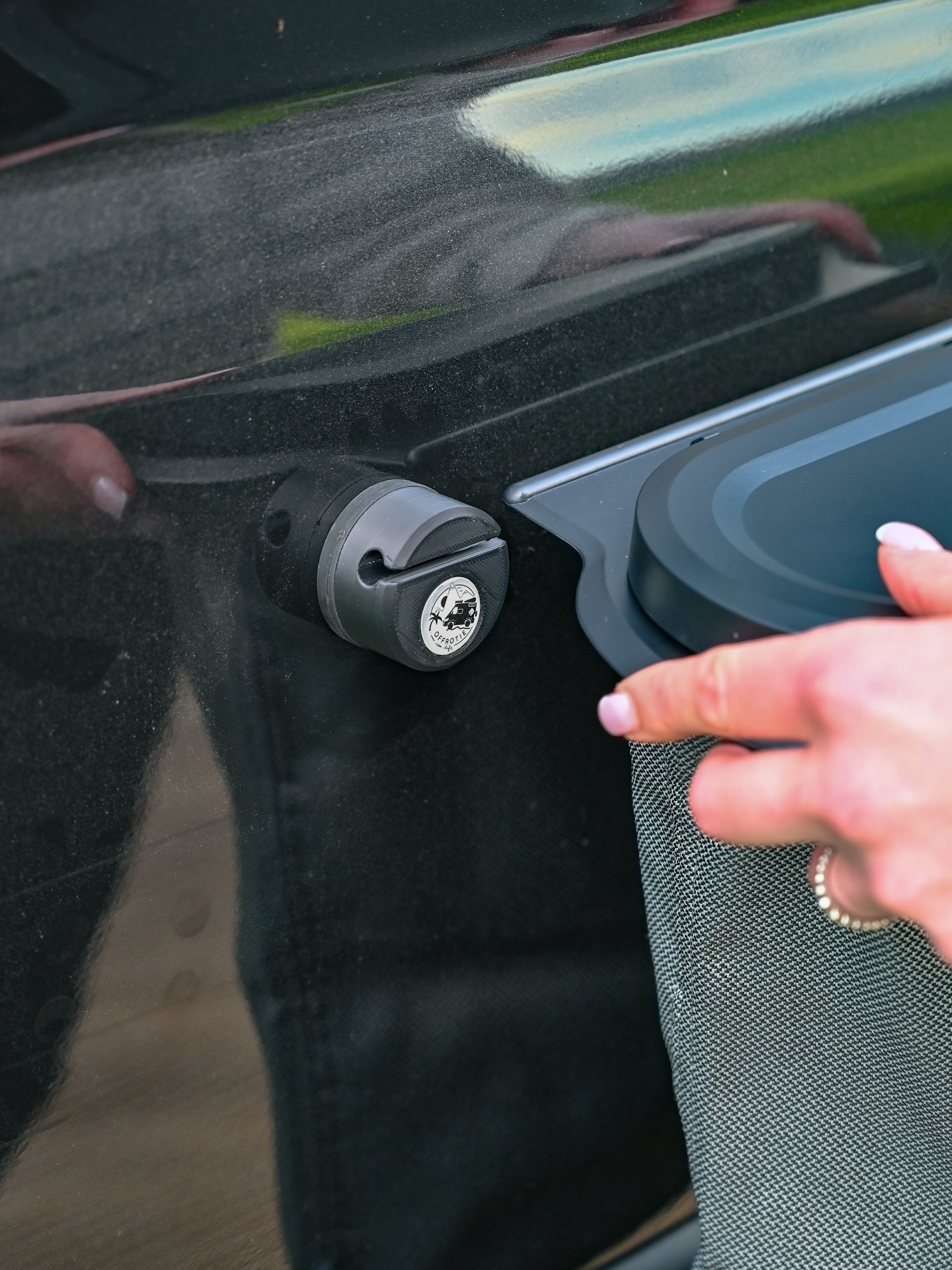 The Flextrash Magnetic Holder – Offrotie 3D Printed – Portable for Vanlife