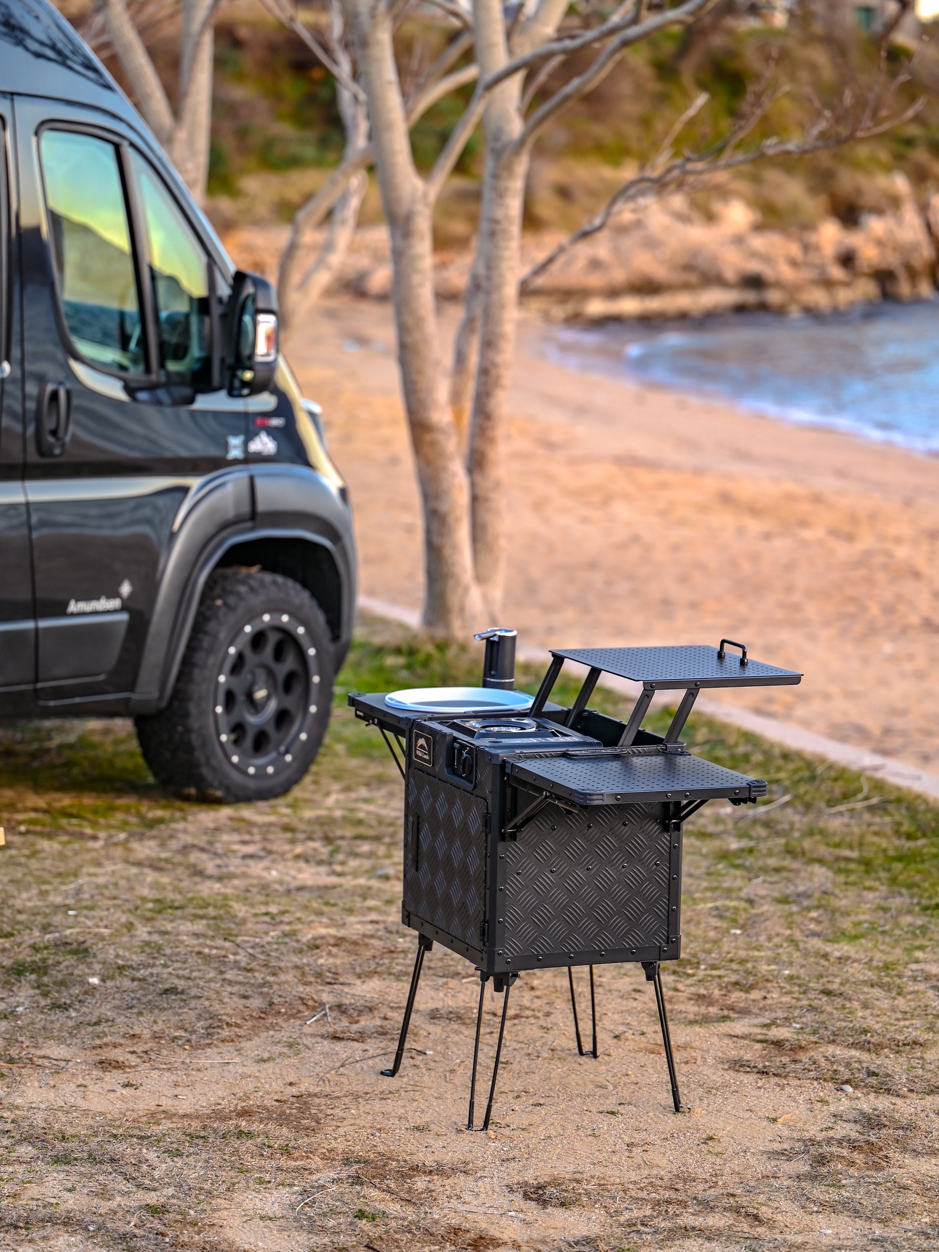 The Kitchen Cube - Offrotie Portable Outdoor Kitchen - Vanlife and Overlander