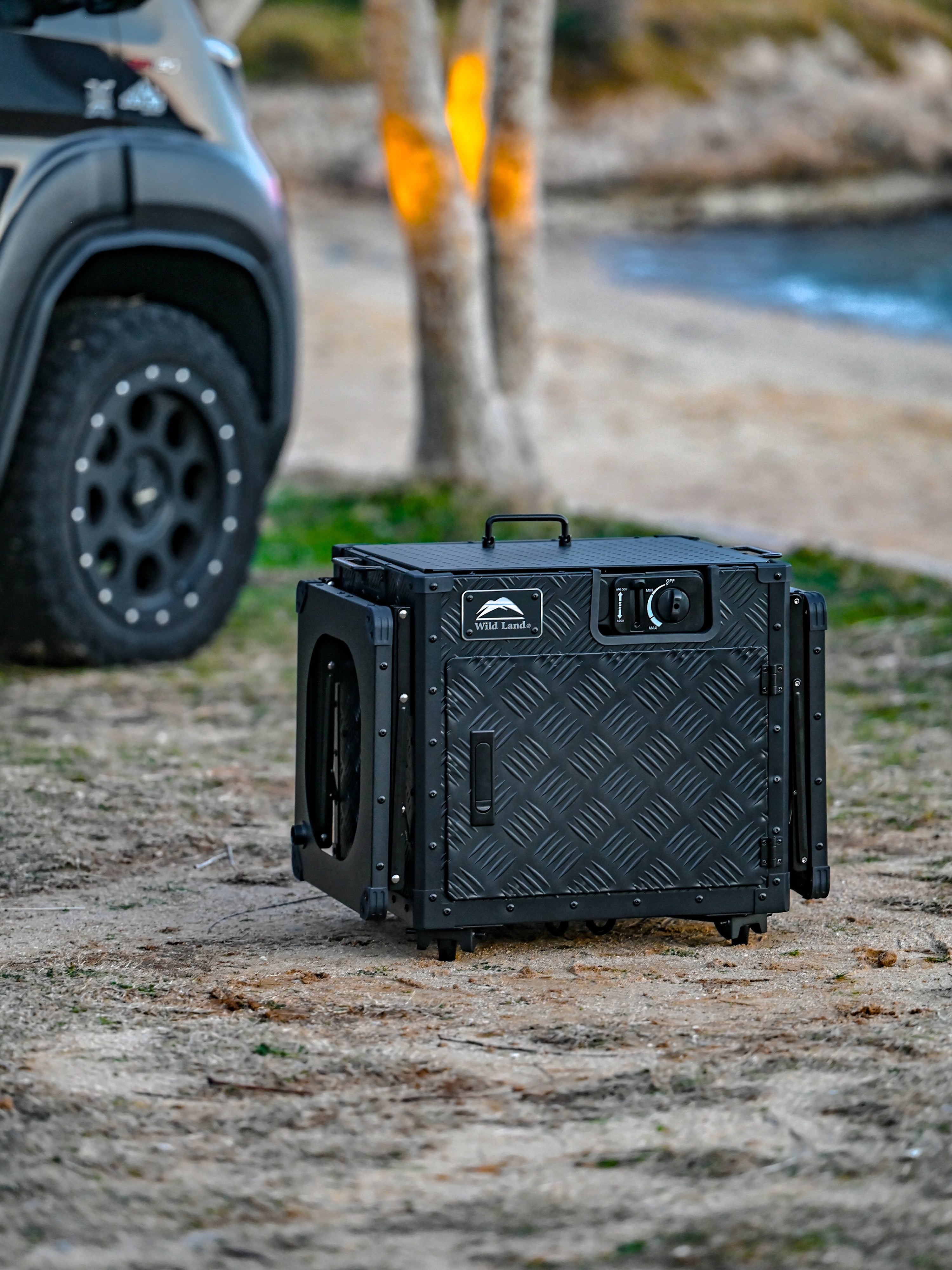 The Kitchen Cube - Offrotie Portable Outdoor Kitchen - Vanlife and Overlander
