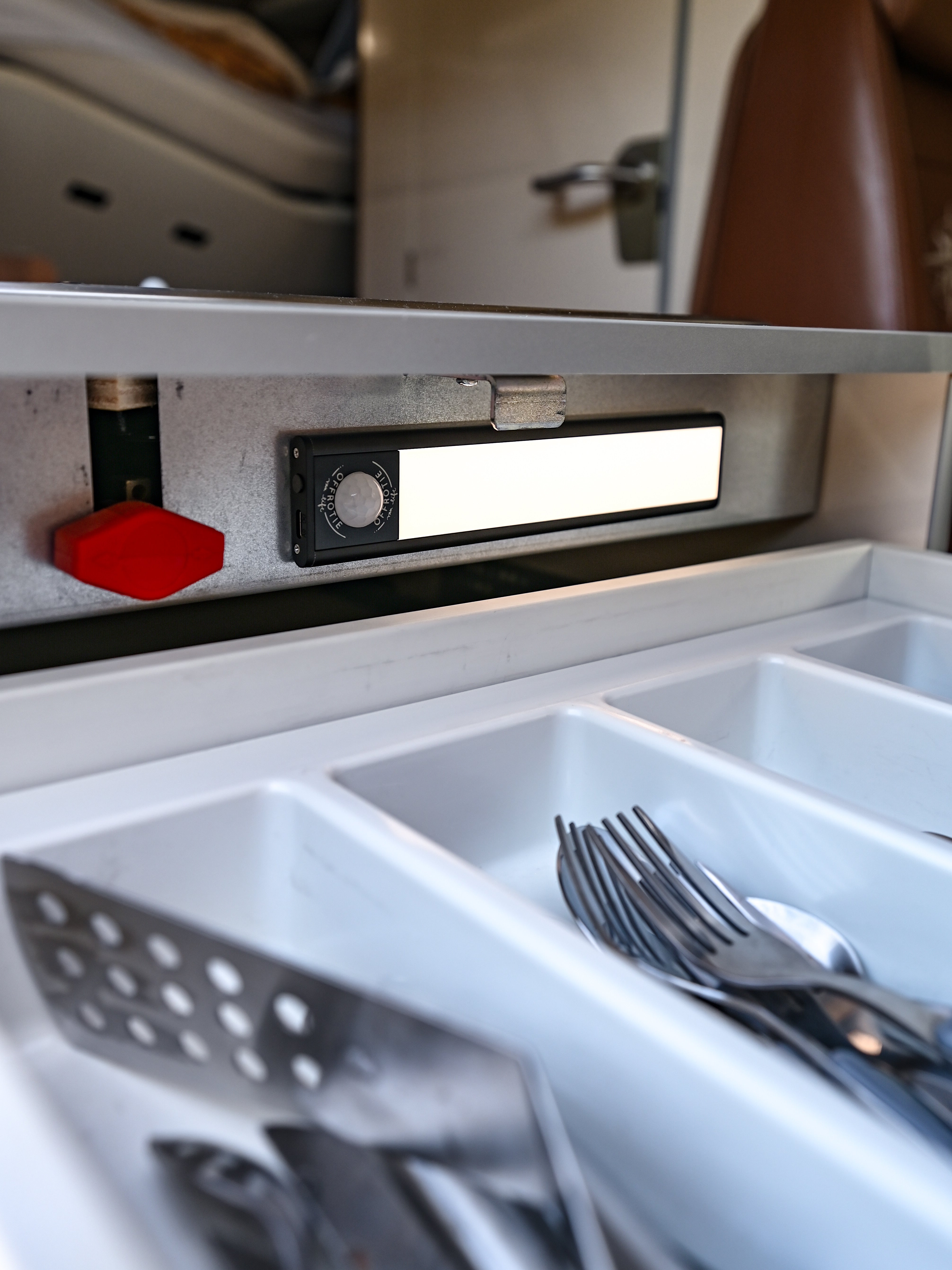 The LED Strip Magnetic - Offrotie Lamp for Cabinets Kitchen Bath - 3 Sizes | Motion Sensor | 3 Color Temperatures