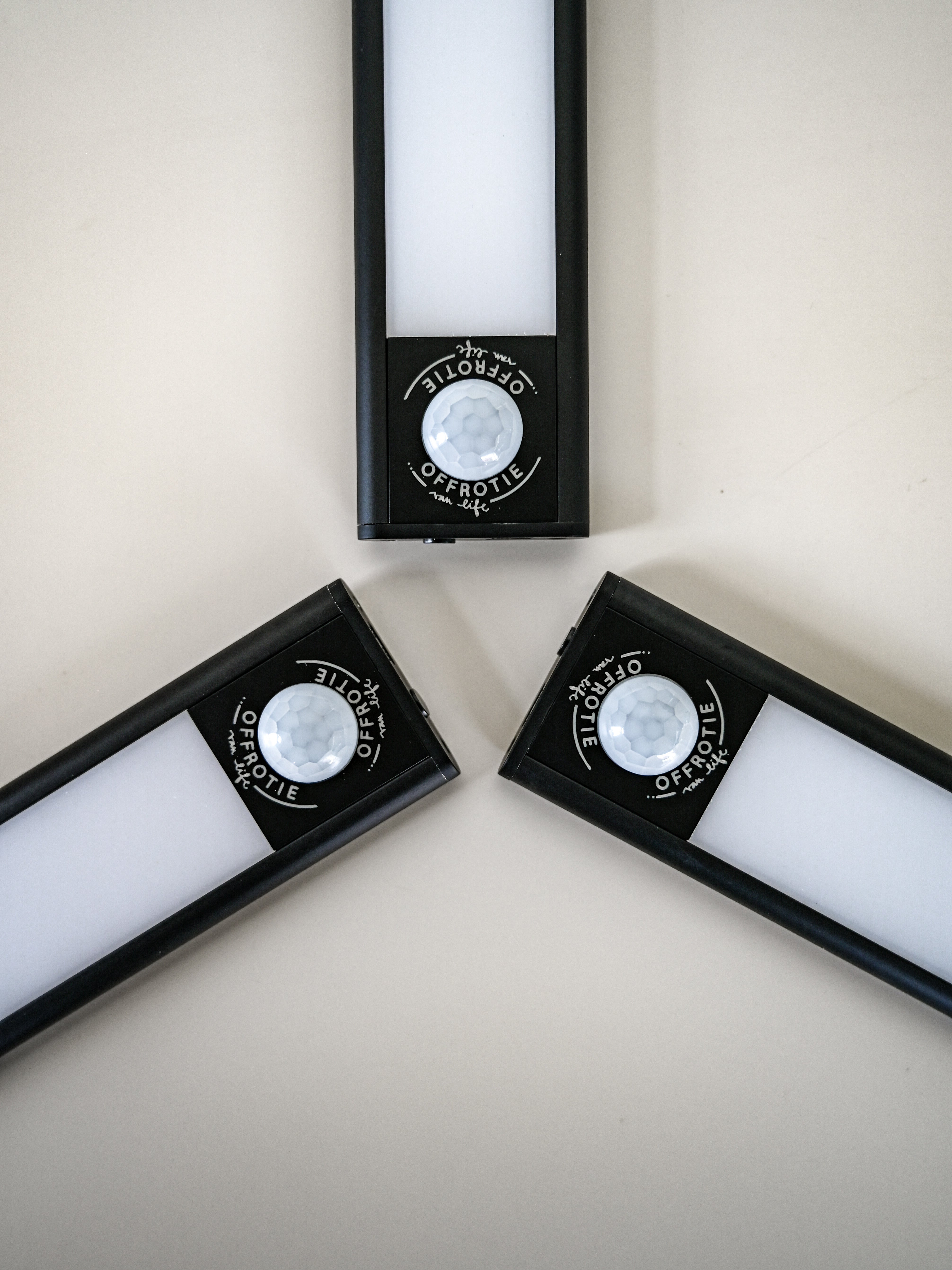 The LED Strip Magnetic - Offrotie Lamp for Cabinets Kitchen Bath - 3 Sizes | Motion Sensor | 3 Color Temperatures