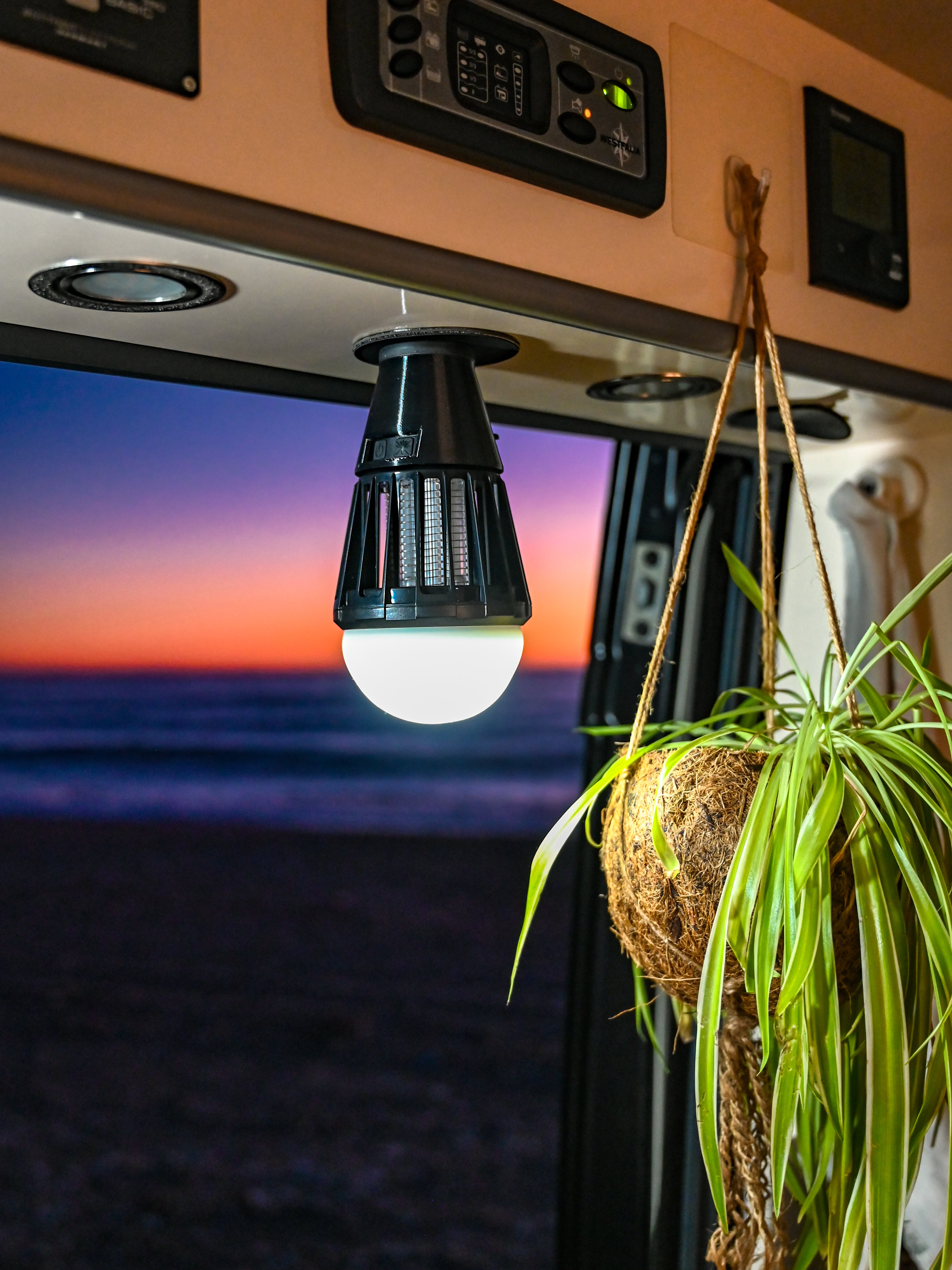 Die magnetische Moskitolampe – Offrotie 3D-gedruckter Sockel für Bo-Camp, 180 Lumen, wasserdicht – tragbar fürs Vanlife