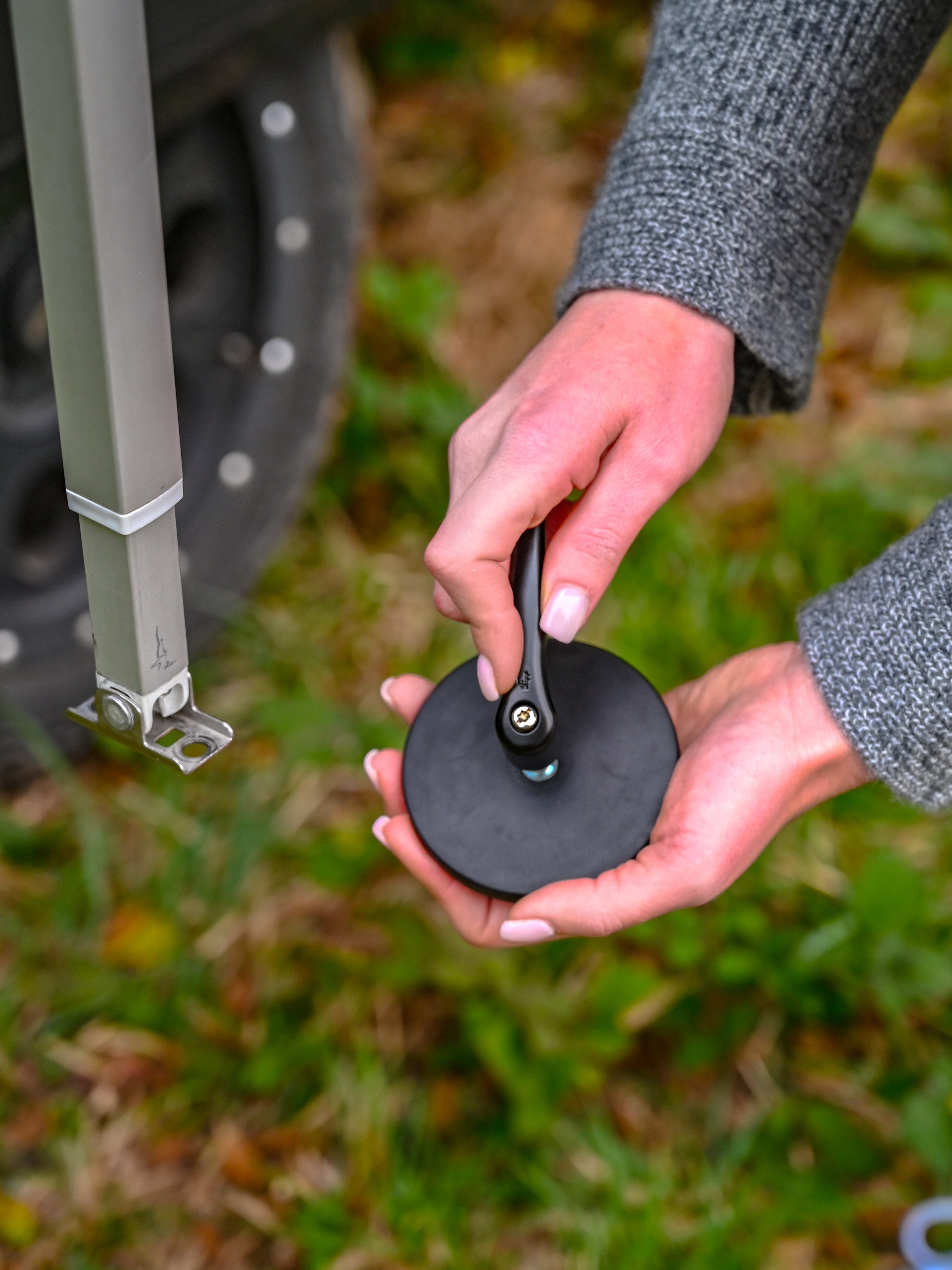 Die magnetische Markisenfußhalterung - Offrotie - Für alle Van-Markisen