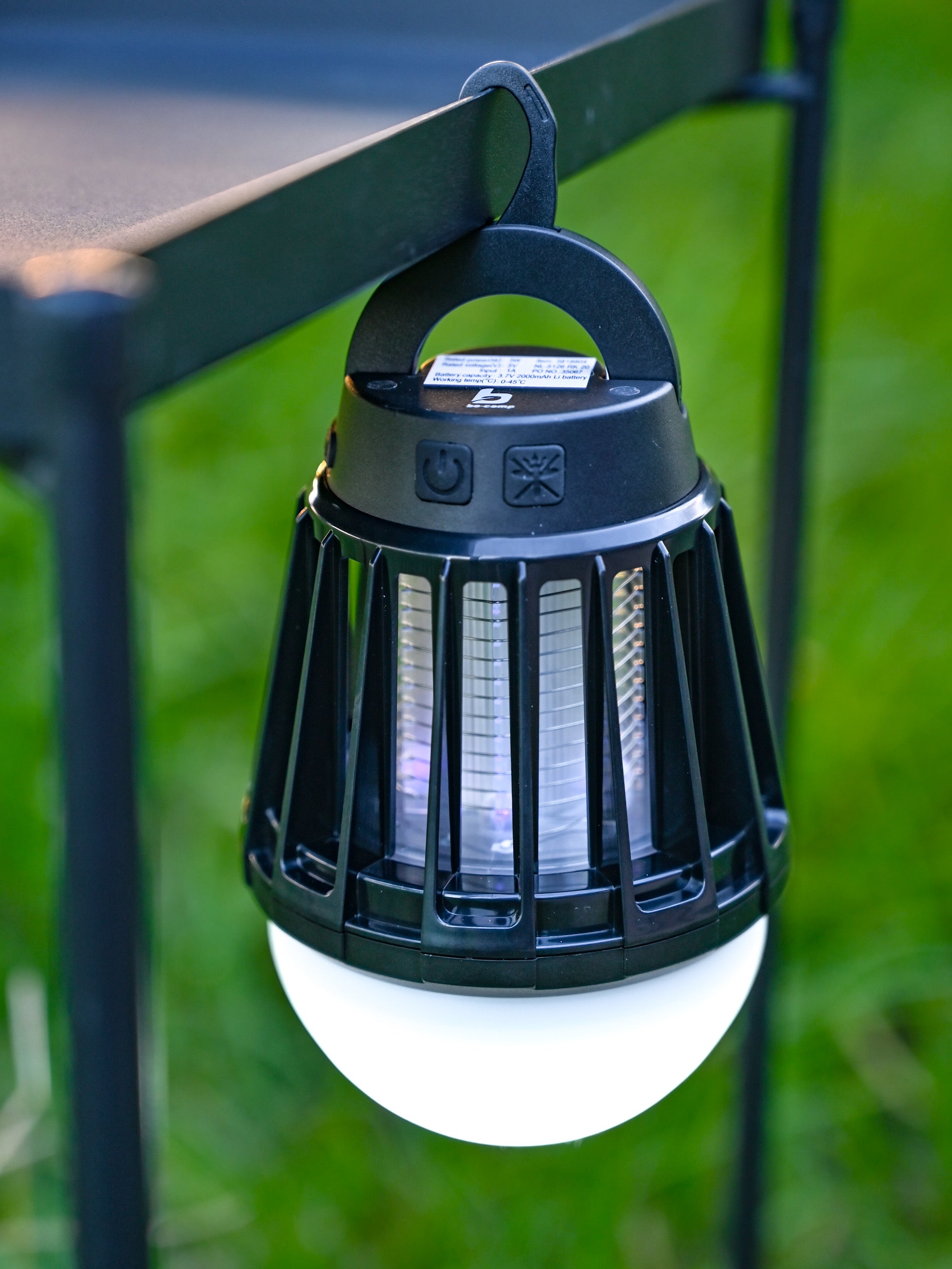 La lampada Mosquito - Lampada Bo-Camp impermeabile e ricaricabile da 180 lumen - Portatile per Vanlife