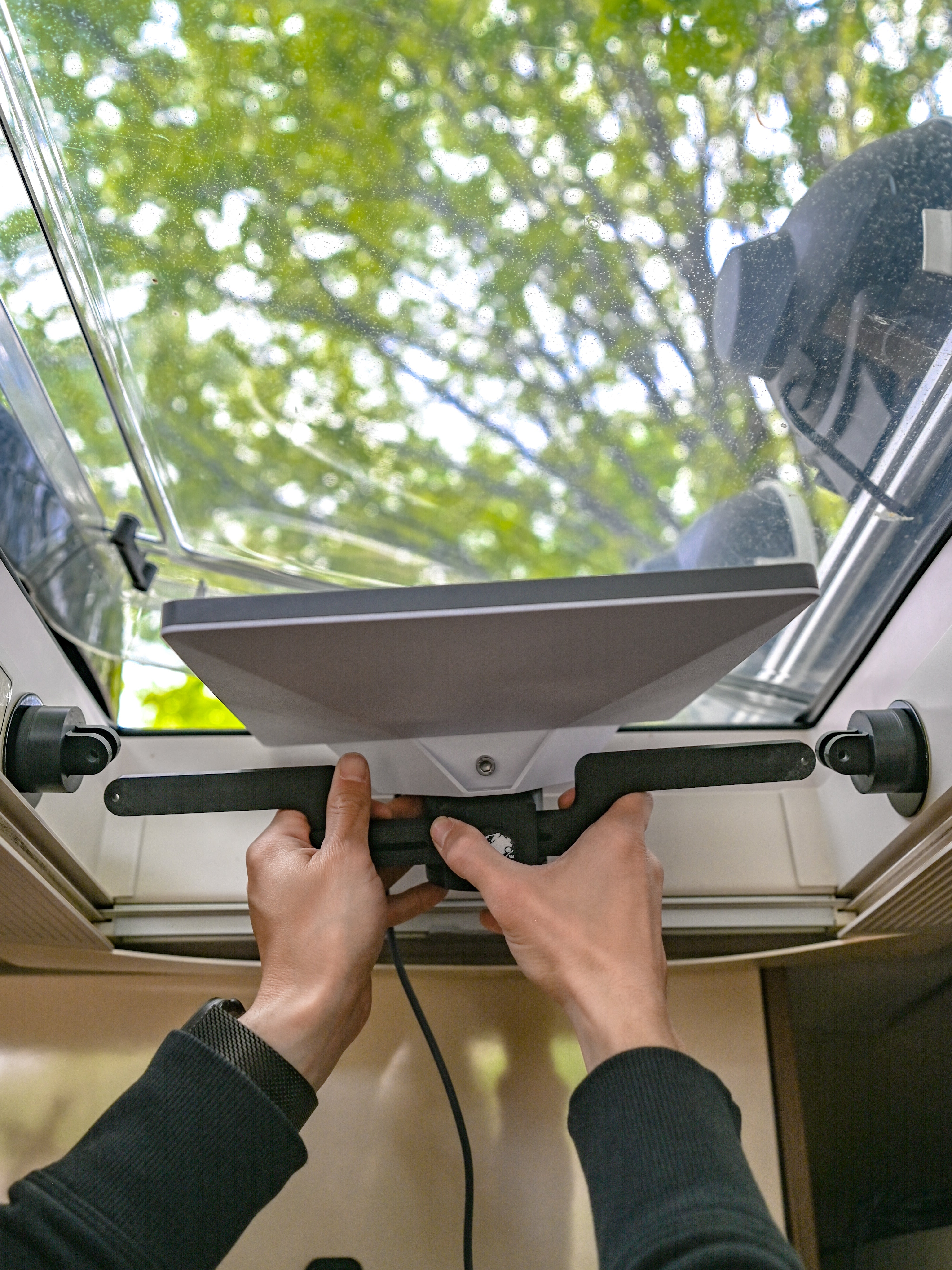 Der Starlink Mini Magnethalter – Offrotie 3D-gedruckt – Für Fahrgestell- und Dachfenstermontage