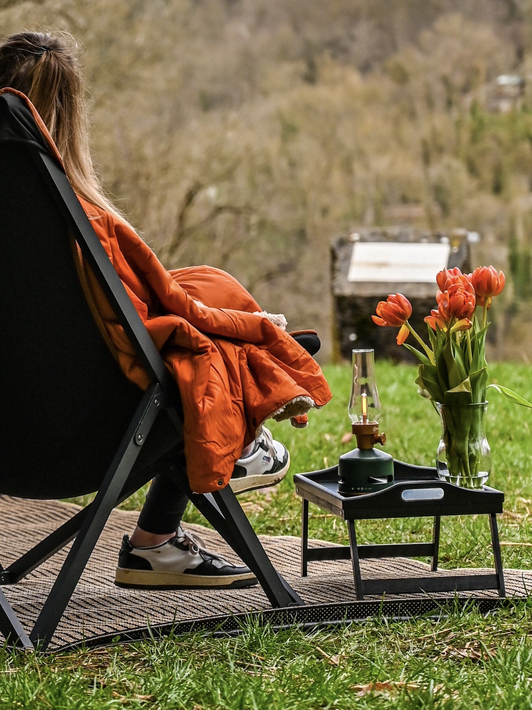 La lanterne LED avec haut-parleur - Alimentée par batterie - Portable pour Vanlife